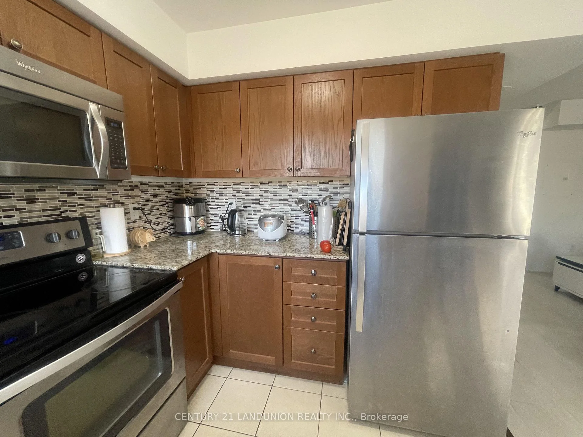 Photo 35 of Unit 24, 2484 Post Road, Oakville, River Oaks — HOMEH