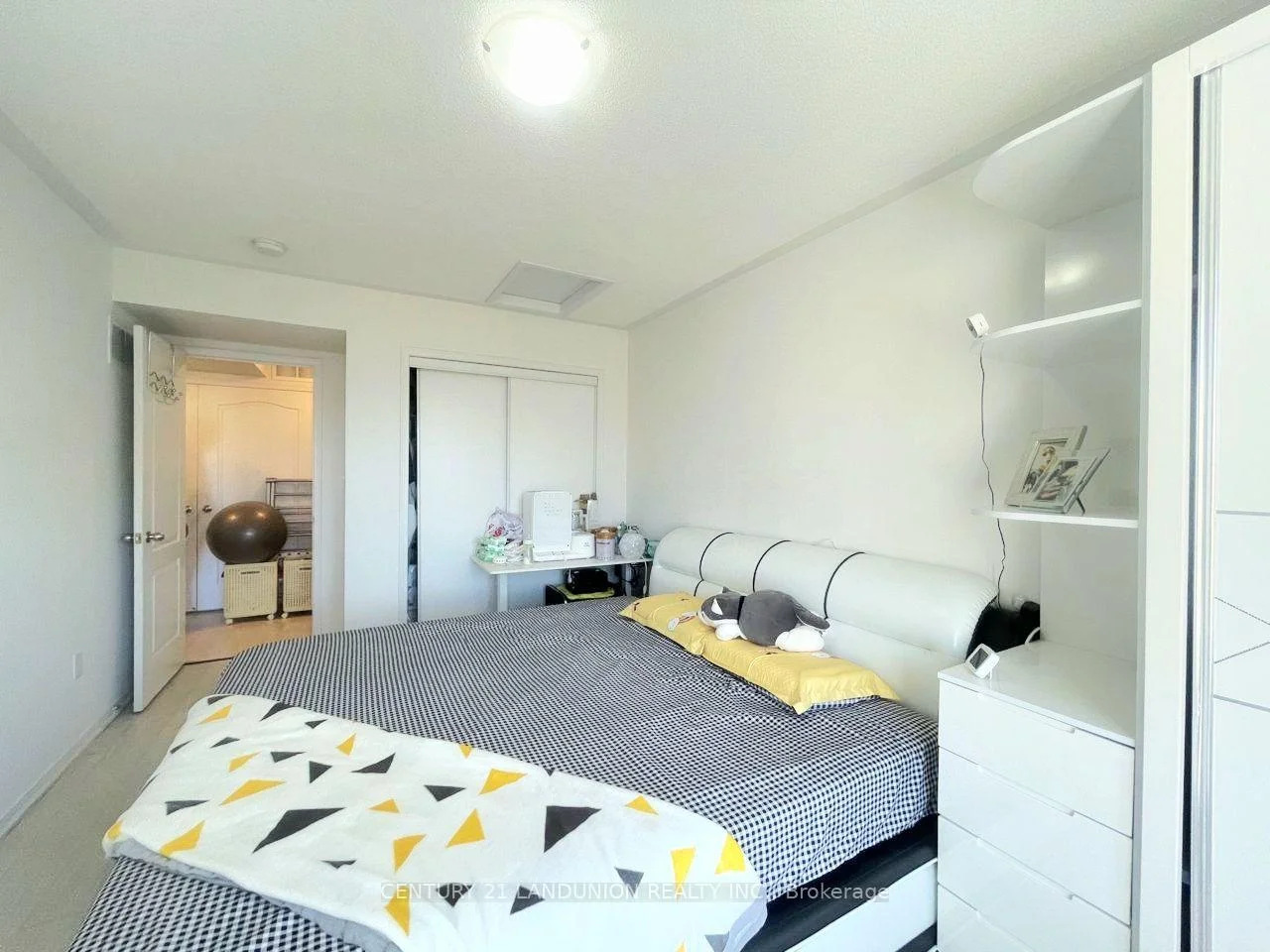 Photo 43 of Unit 24, 2484 Post Road, Oakville, River Oaks — HOMEH