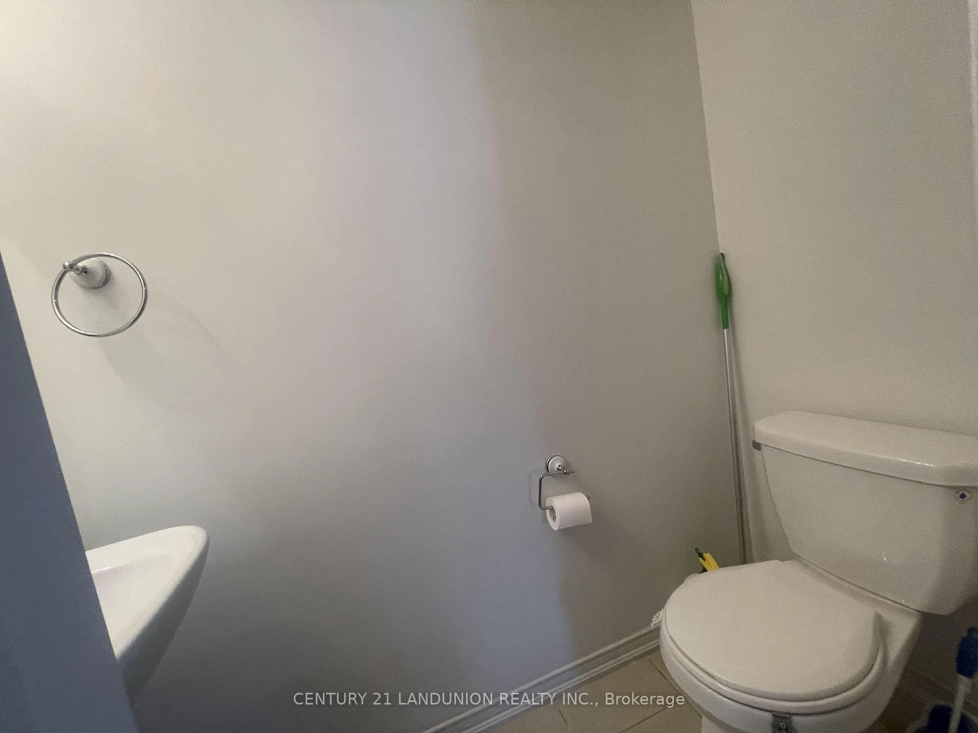 Photo 61 of Unit 24, 2484 Post Road, Oakville, River Oaks — HOMEH