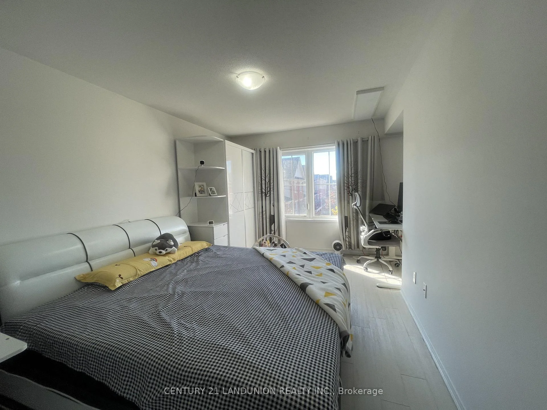 Photo 67 of Unit 24, 2484 Post Road, Oakville, River Oaks — HOMEH