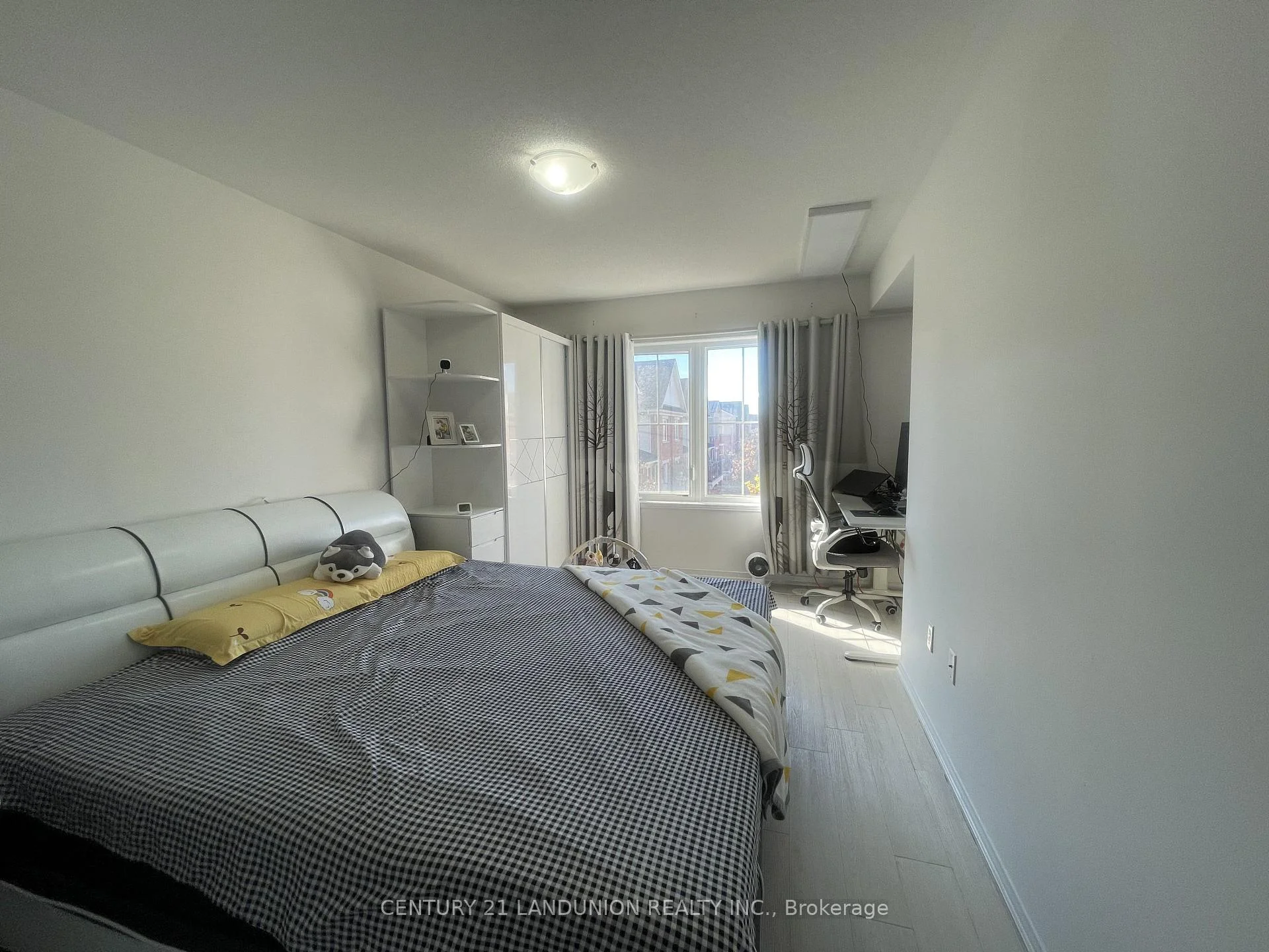 Photo 69 of Unit 24, 2484 Post Road, Oakville, River Oaks — HOMEH
