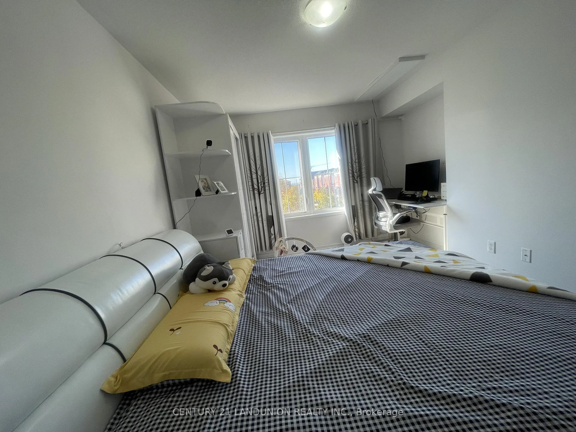 Photo 73 of Unit 24, 2484 Post Road, Oakville, River Oaks — HOMEH