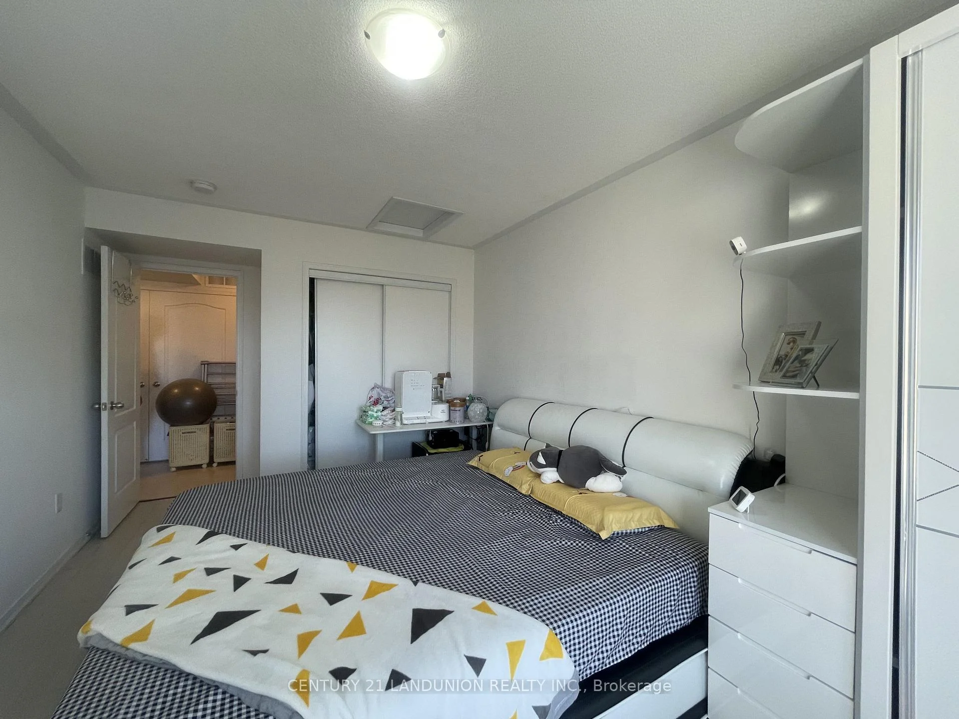 Photo 75 of Unit 24, 2484 Post Road, Oakville, River Oaks — HOMEH