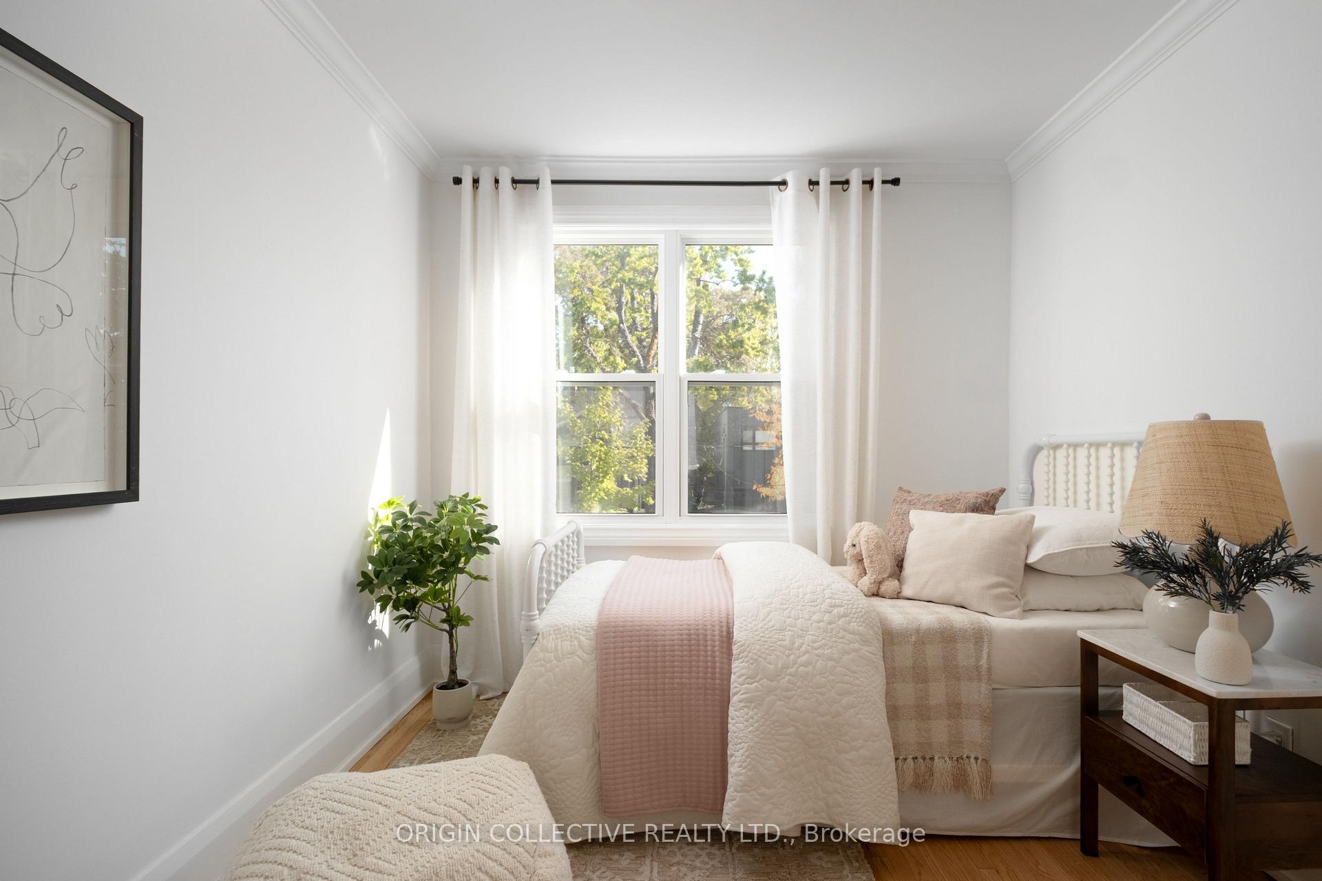 Photo 25 of 6 Oakdene Crescent, Toronto, Danforth — HOMEH