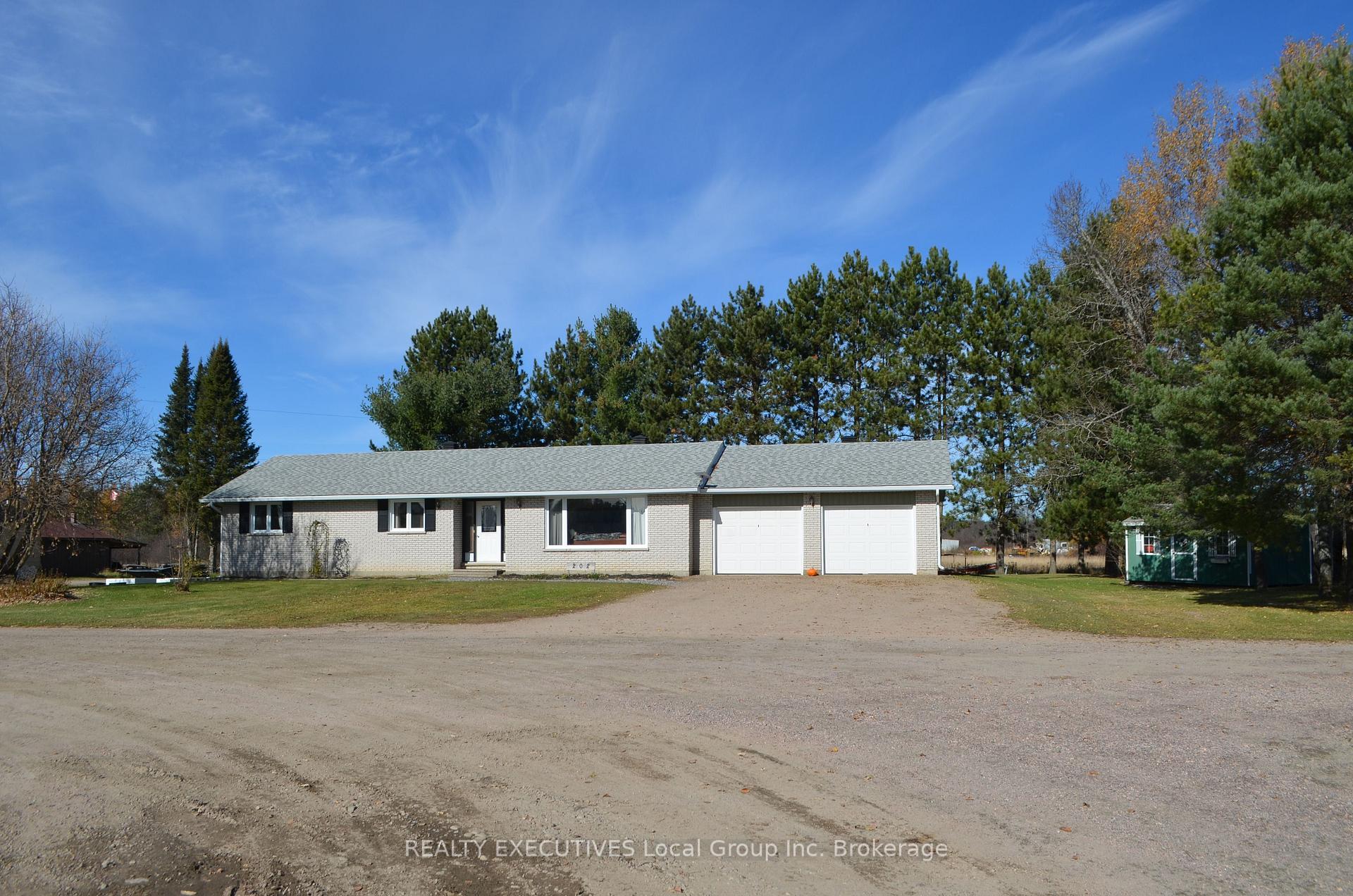 Photo 2 of 202 Young Street E, Powassan, Trout Creek — HOMEH