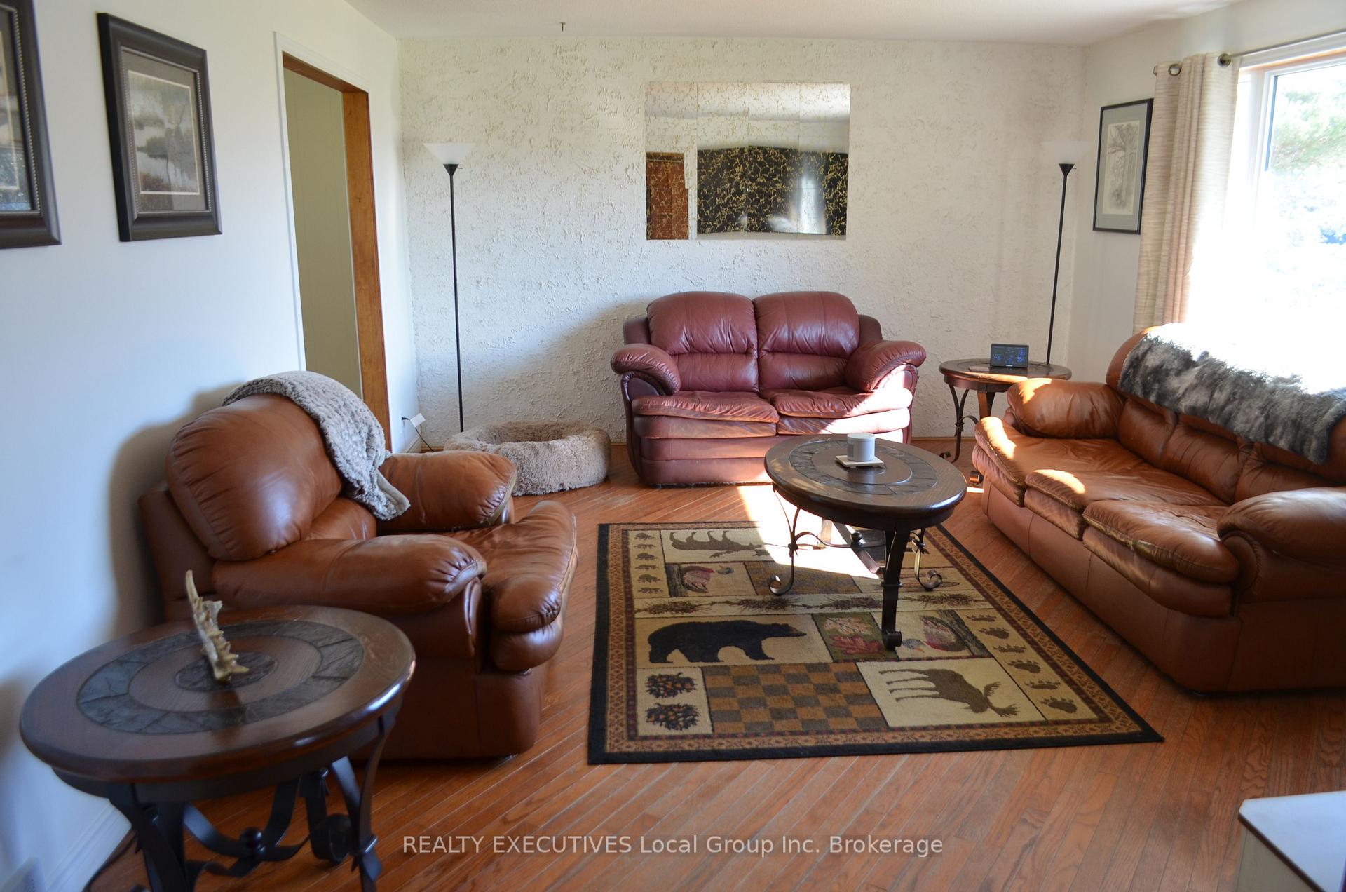 Photo 36 of 202 Young Street E, Powassan, Trout Creek — HOMEH