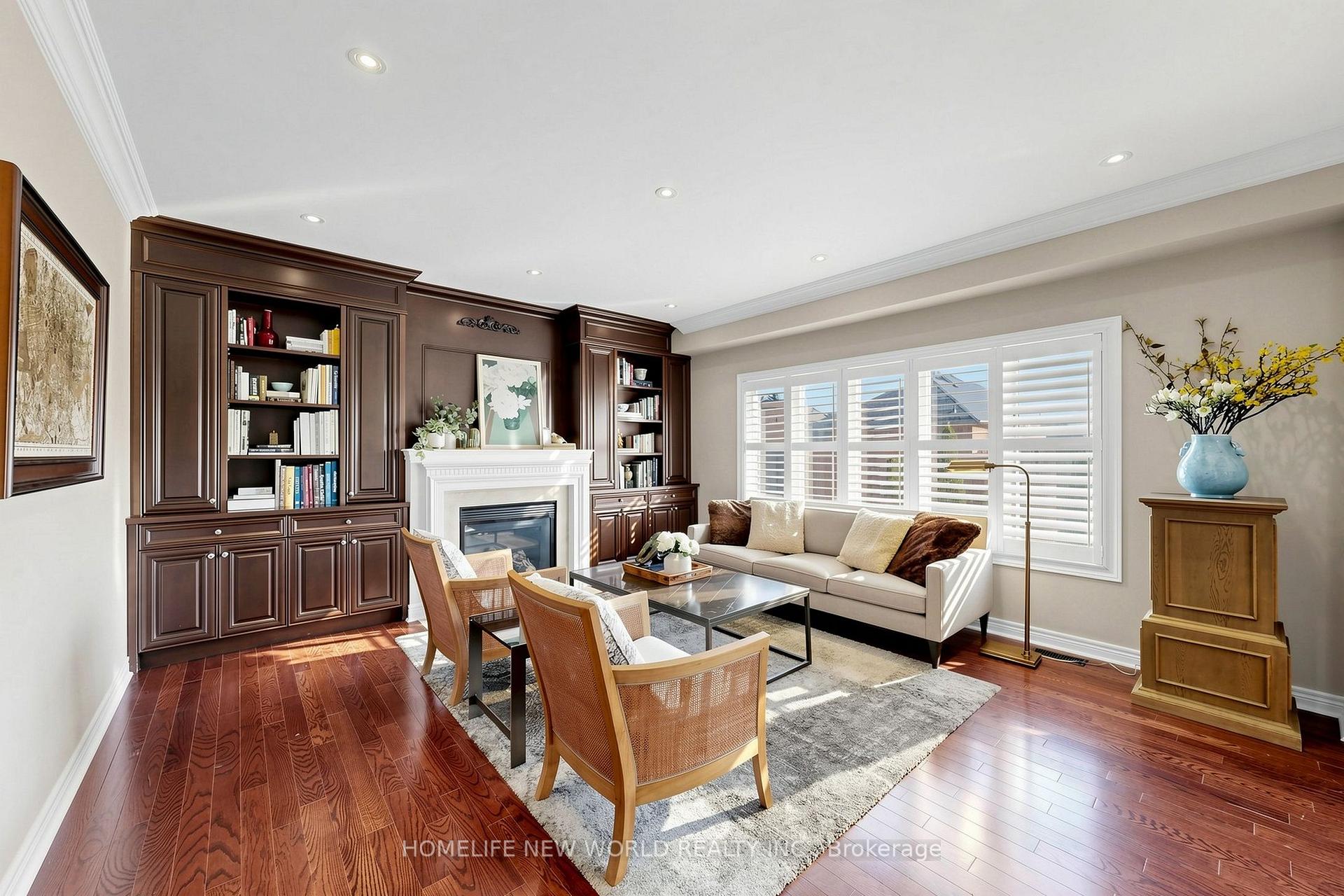 Photo 12 of 19 Featherwood Drive, Vaughan, Patterson — HOMEH
