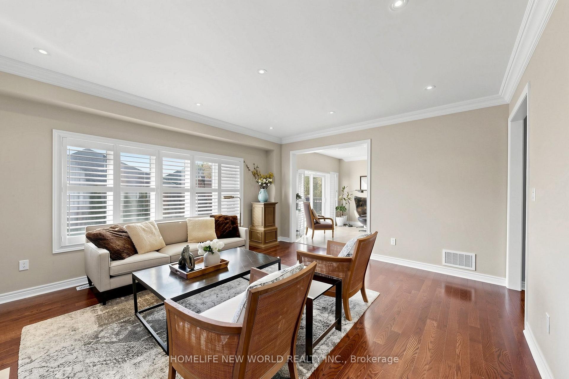 Photo 15 of 19 Featherwood Drive, Vaughan, Patterson — HOMEH