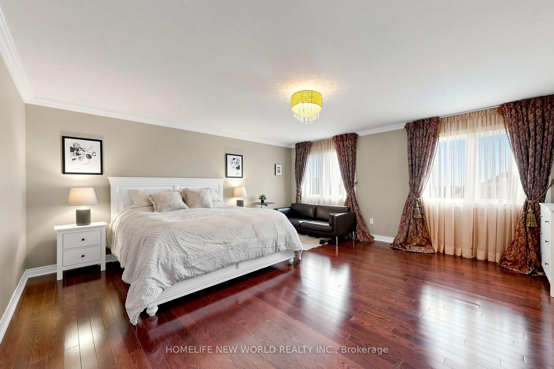 Photo 26 of 19 Featherwood Drive, Vaughan, Patterson — HOMEH
