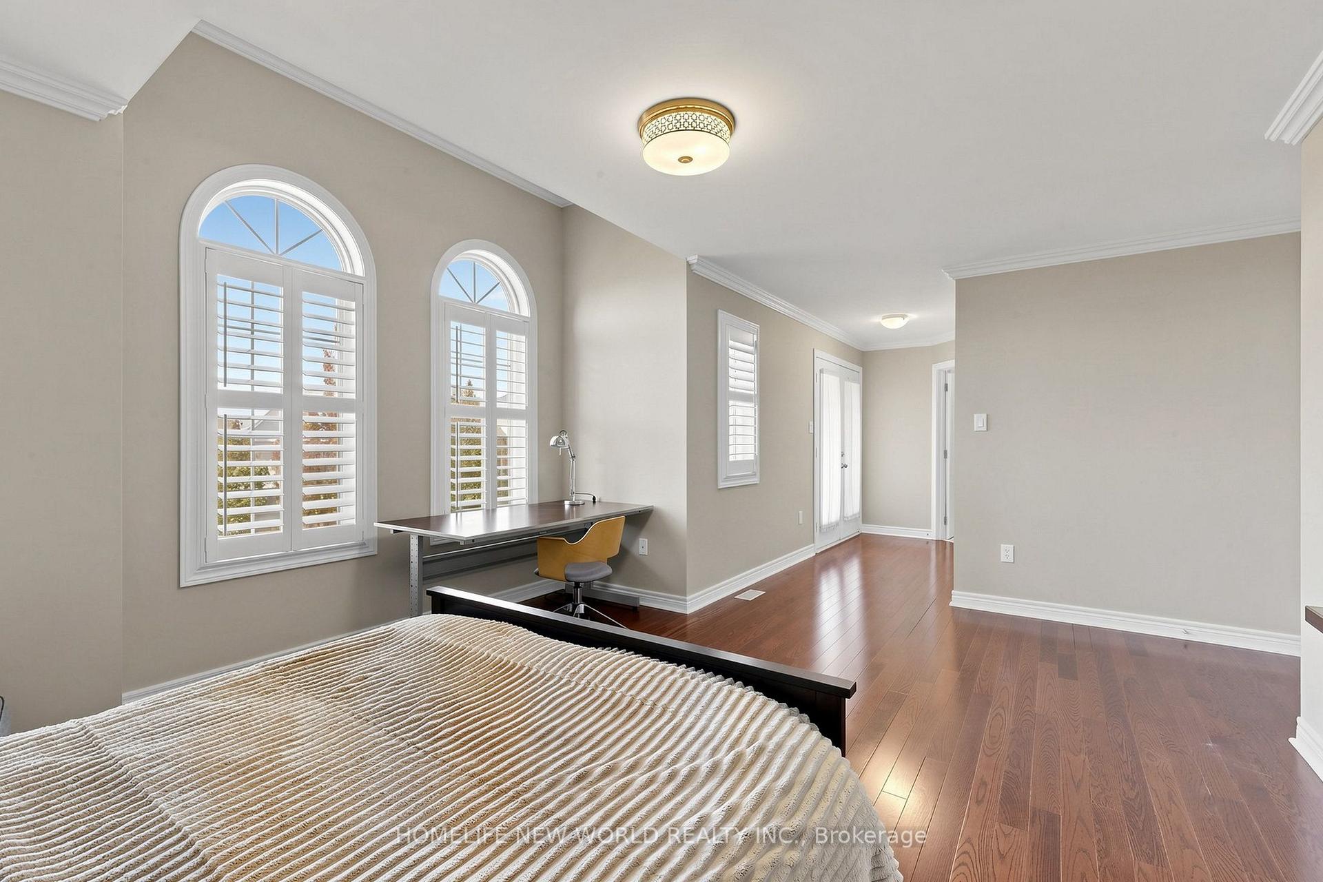 Photo 32 of 19 Featherwood Drive, Vaughan, Patterson — HOMEH