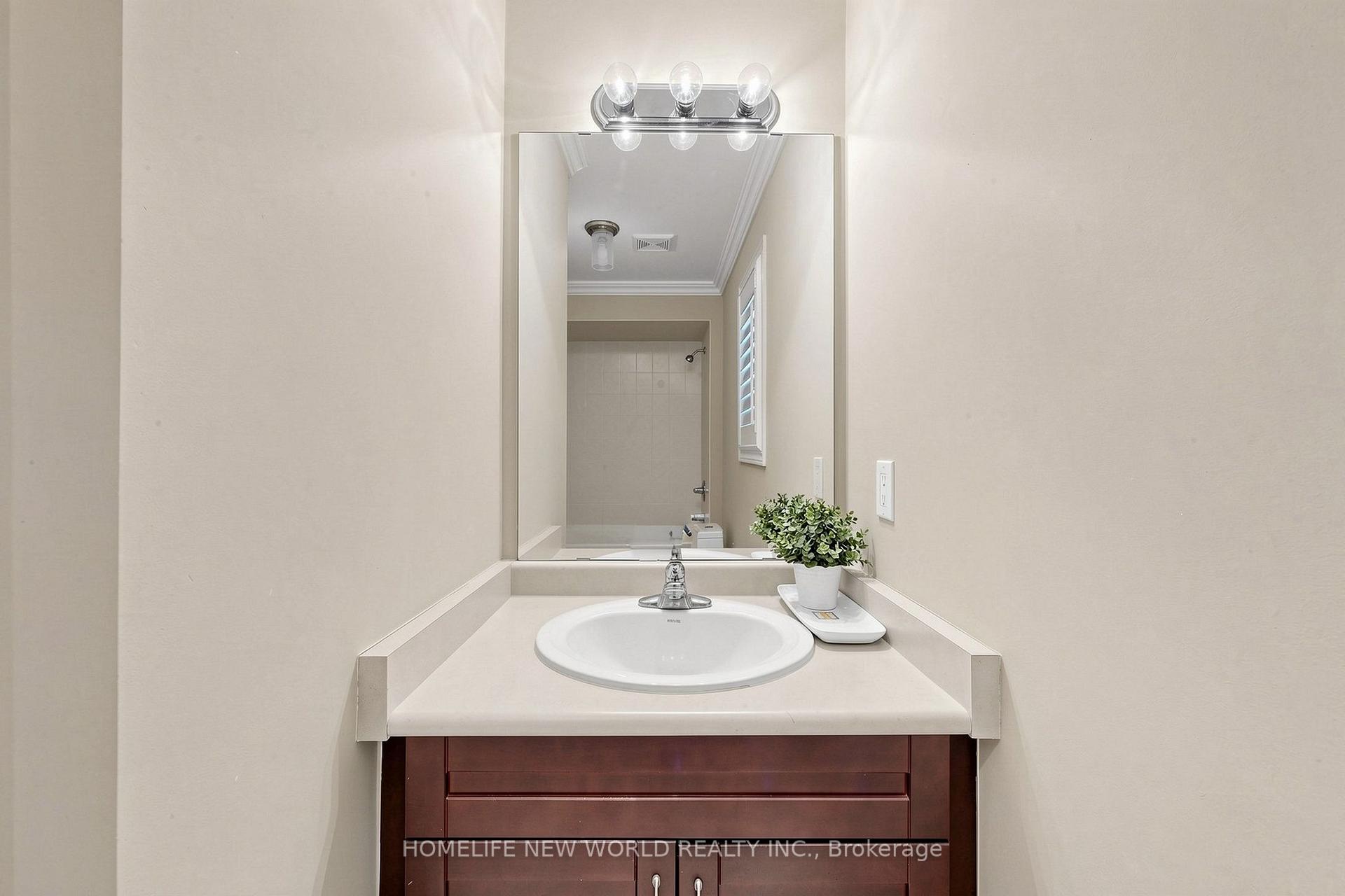 Photo 34 of 19 Featherwood Drive, Vaughan, Patterson — HOMEH