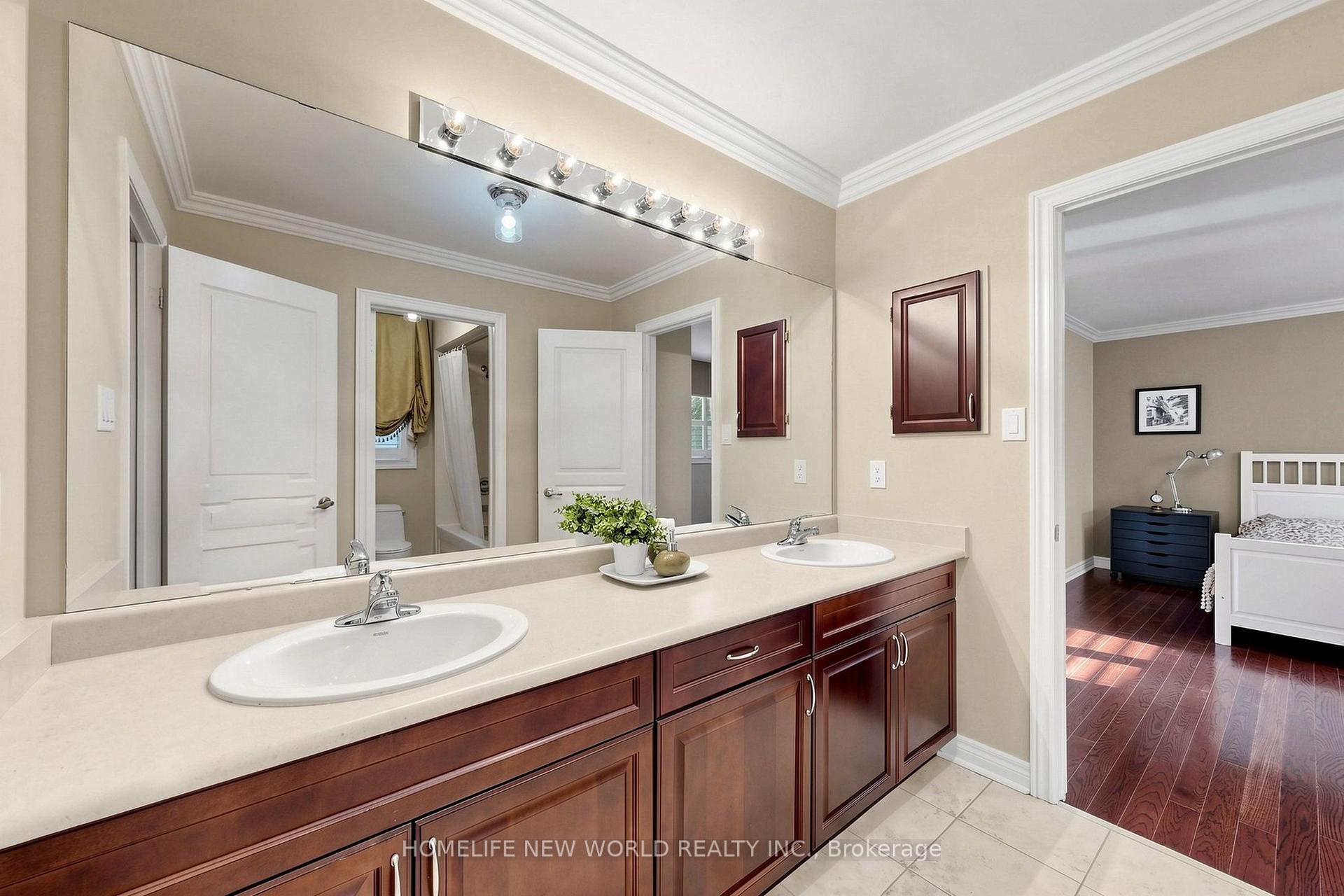 Photo 40 of 19 Featherwood Drive, Vaughan, Patterson — HOMEH