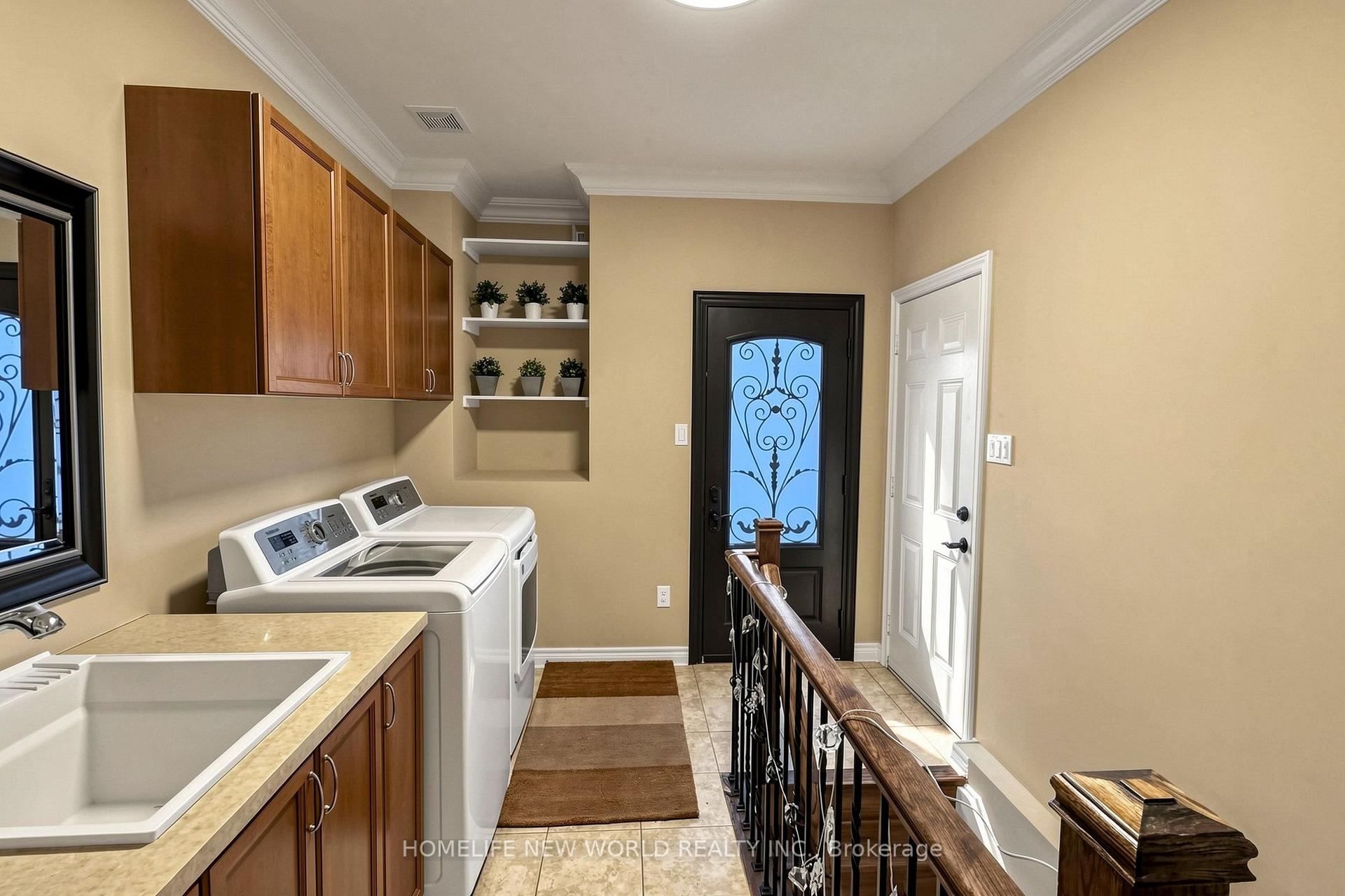 Photo 48 of 19 Featherwood Drive, Vaughan, Patterson — HOMEH