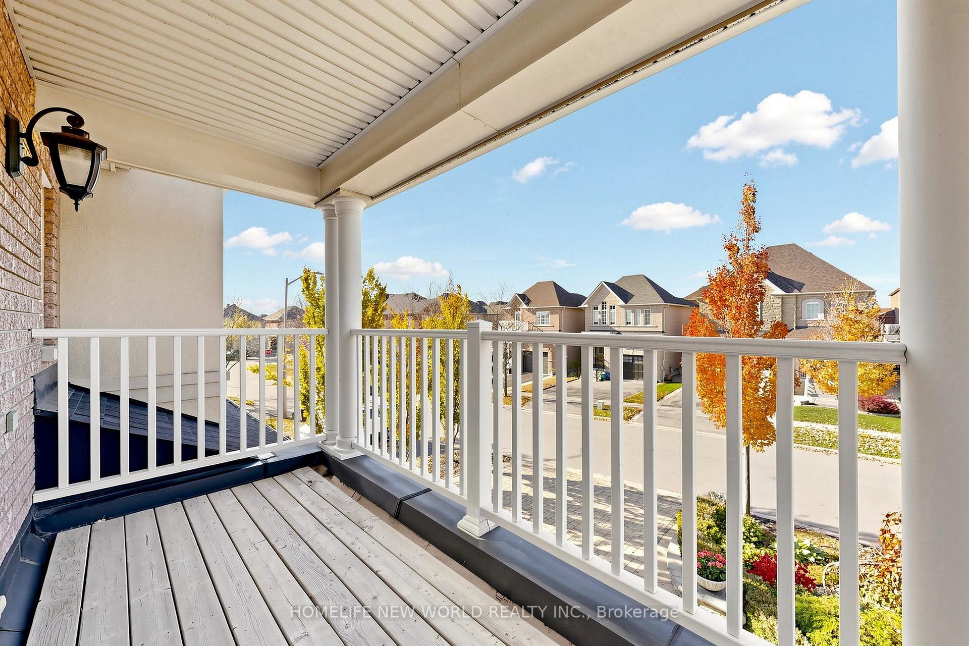 Photo 49 of 19 Featherwood Drive, Vaughan, Patterson — HOMEH