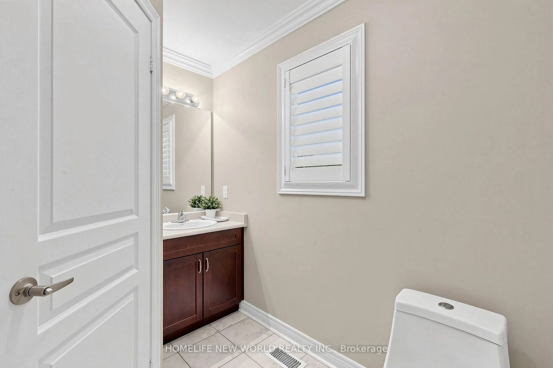 Photo 35 of 19 Featherwood Drive, Vaughan, Patterson — HOMEH
