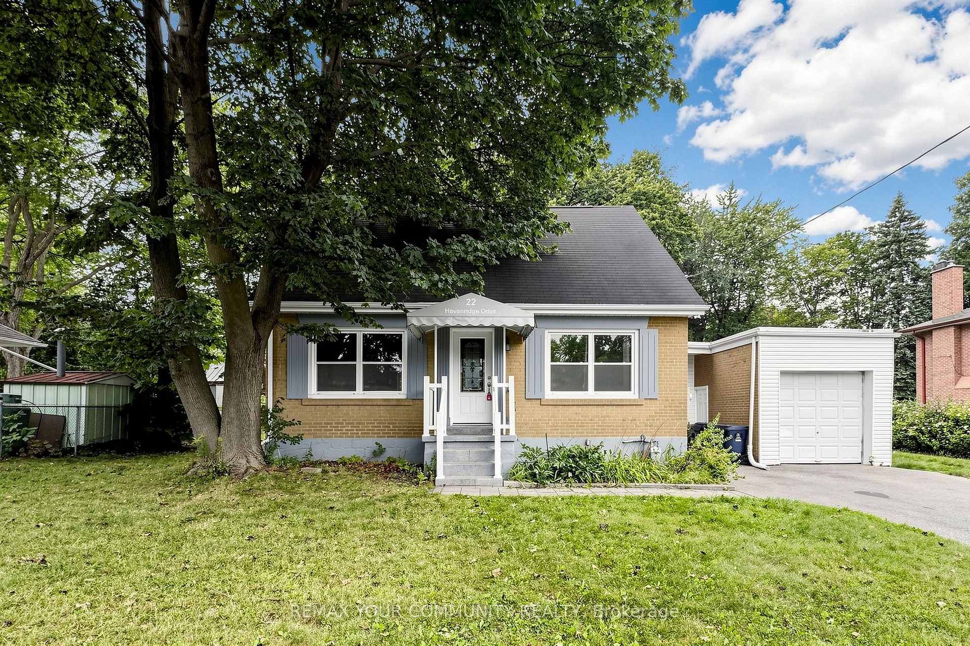 Photo 3 of 22 Havenridge Drive, Etobicoke, Kingsview Village-The Westway — HOMEH