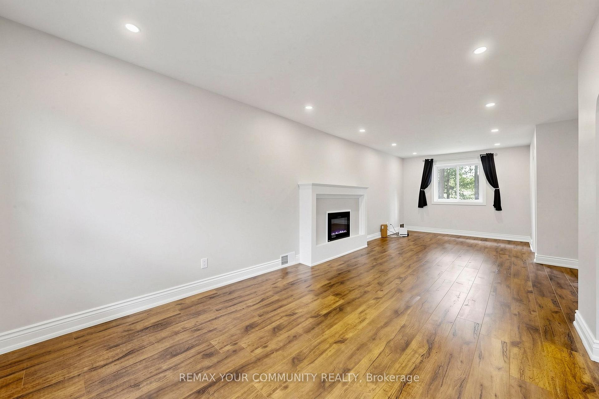 Photo 6 of 22 Havenridge Drive, Etobicoke, Kingsview Village-The Westway — HOMEH