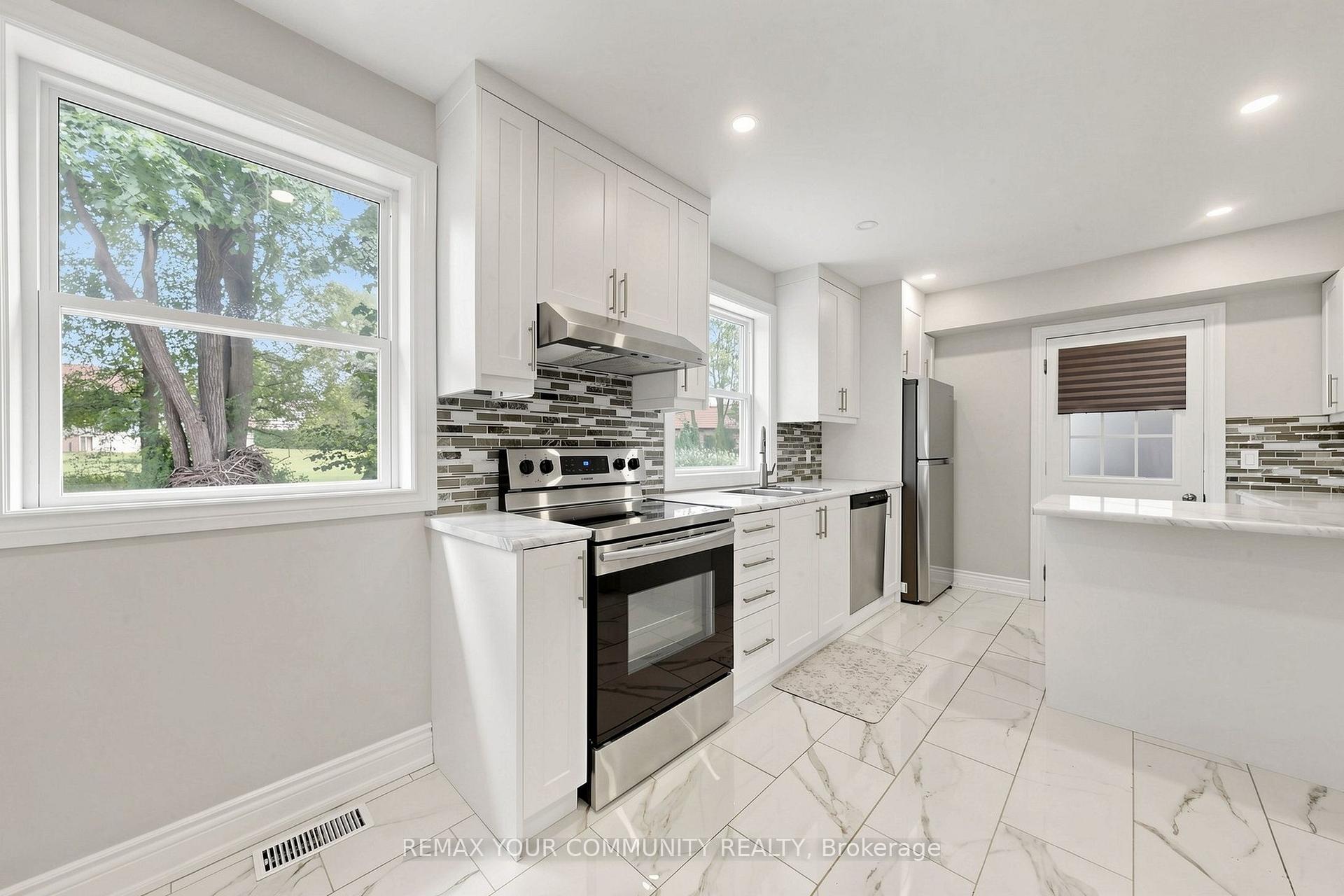 Photo 12 of 22 Havenridge Drive, Etobicoke, Kingsview Village-The Westway — HOMEH
