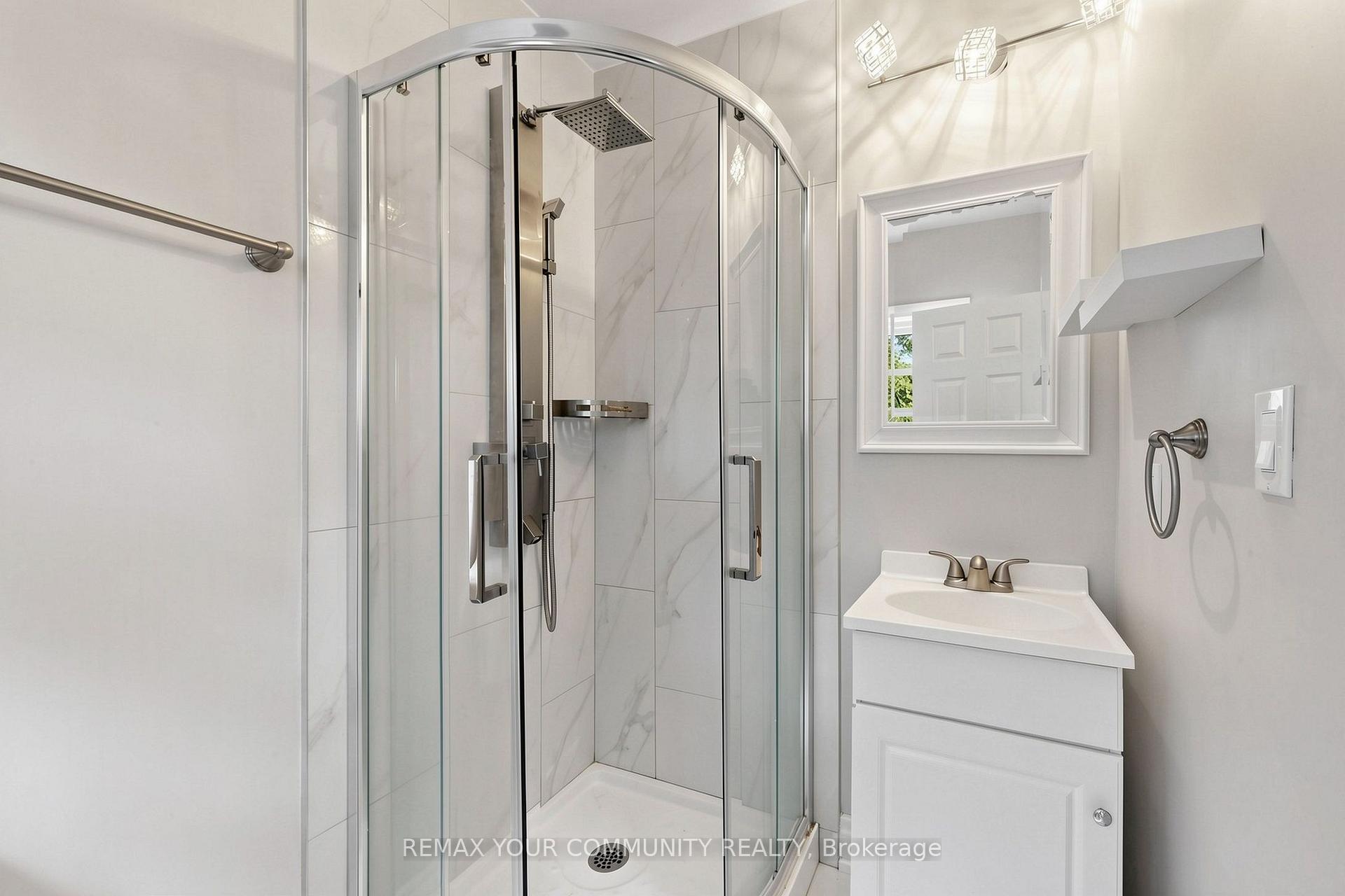 Photo 20 of 22 Havenridge Drive, Etobicoke, Kingsview Village-The Westway — HOMEH