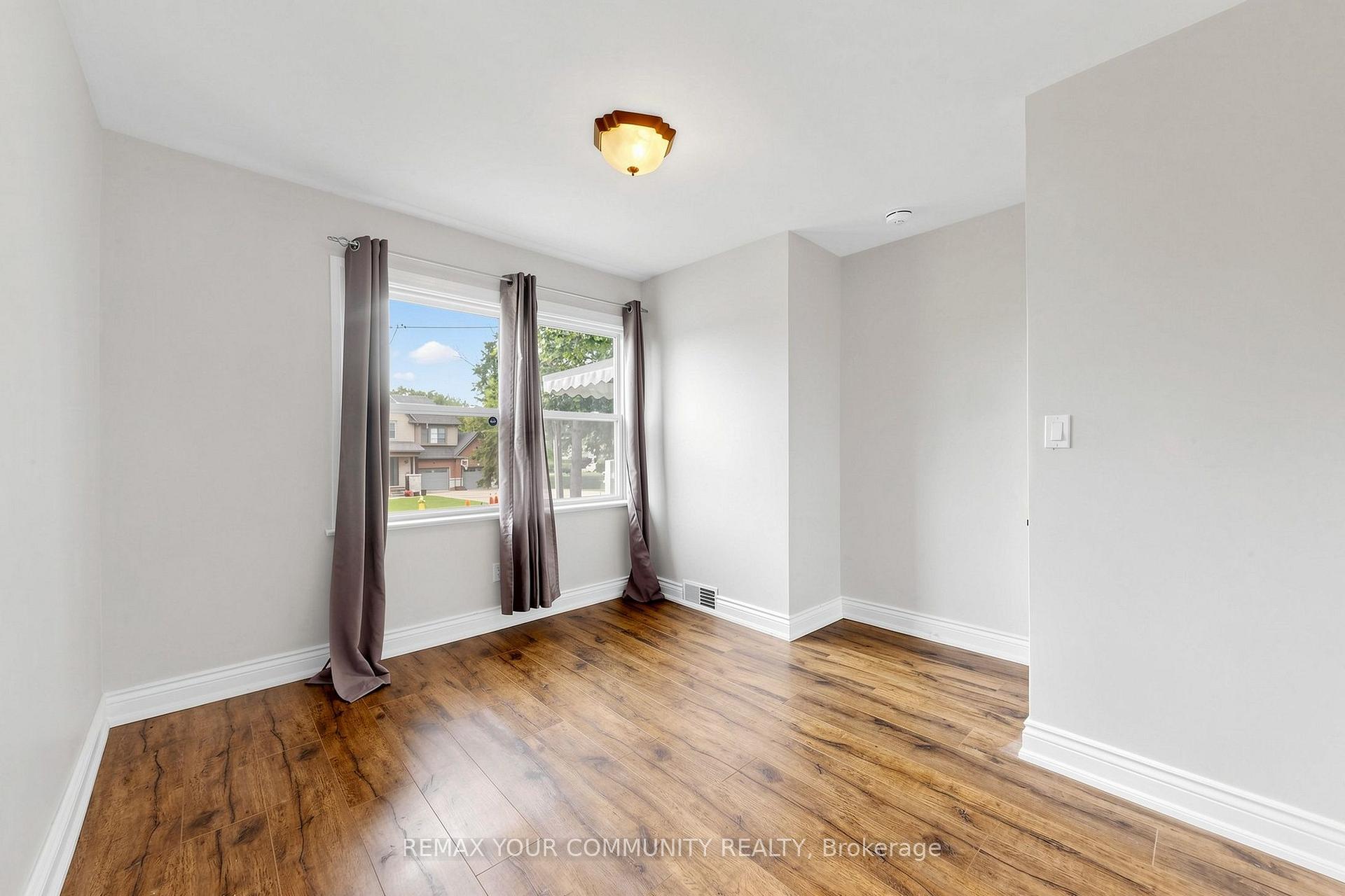 Photo 22 of 22 Havenridge Drive, Etobicoke, Kingsview Village-The Westway — HOMEH