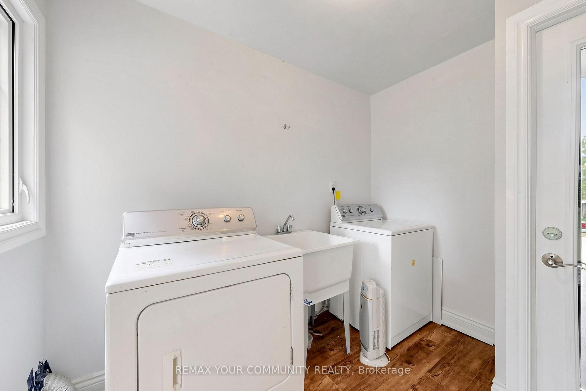 Photo 24 of 22 Havenridge Drive, Etobicoke, Kingsview Village-The Westway — HOMEH