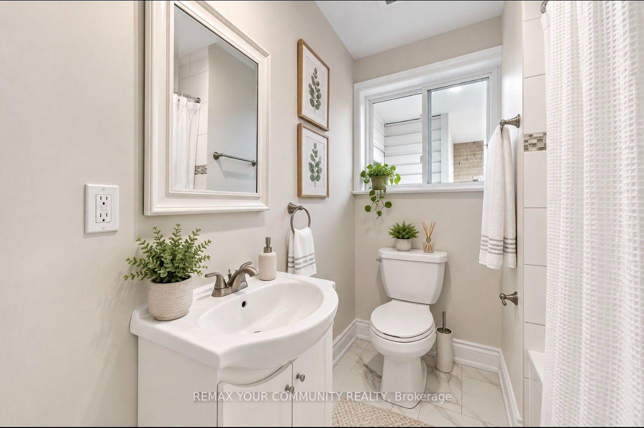 Photo 25 of 22 Havenridge Drive, Etobicoke, Kingsview Village-The Westway — HOMEH