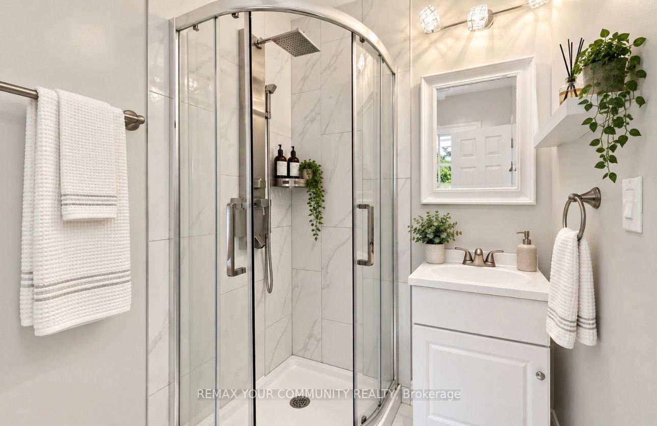 Photo 26 of 22 Havenridge Drive, Etobicoke, Kingsview Village-The Westway — HOMEH