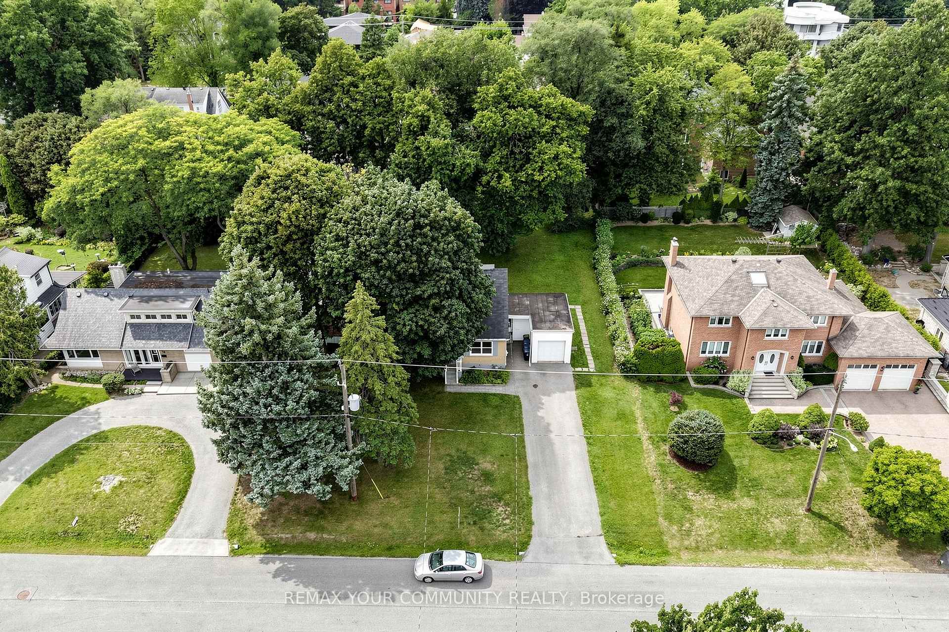 Photo 35 of 22 Havenridge Drive, Etobicoke, Kingsview Village-The Westway — HOMEH