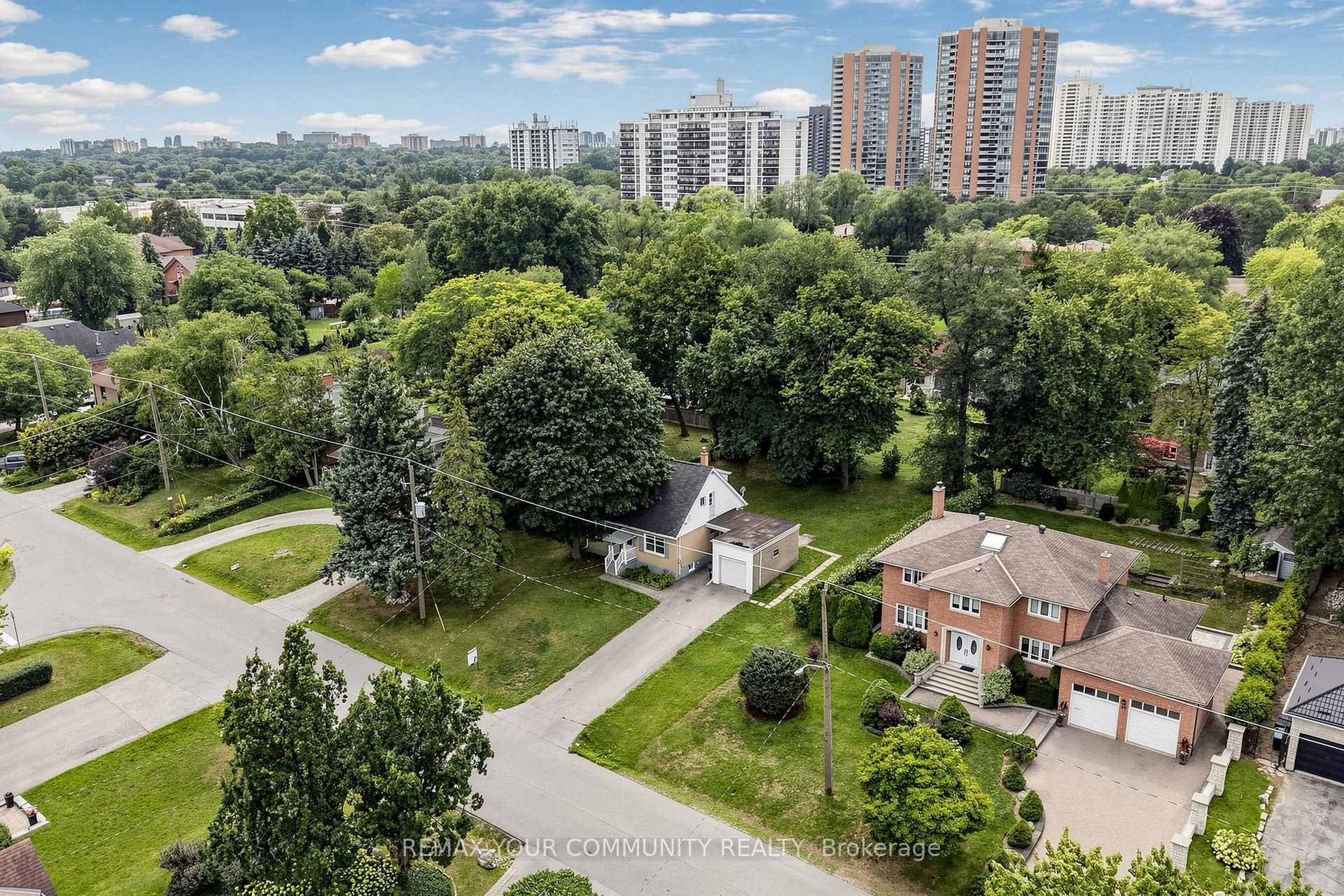 Photo 40 of 22 Havenridge Drive, Etobicoke, Kingsview Village-The Westway — HOMEH