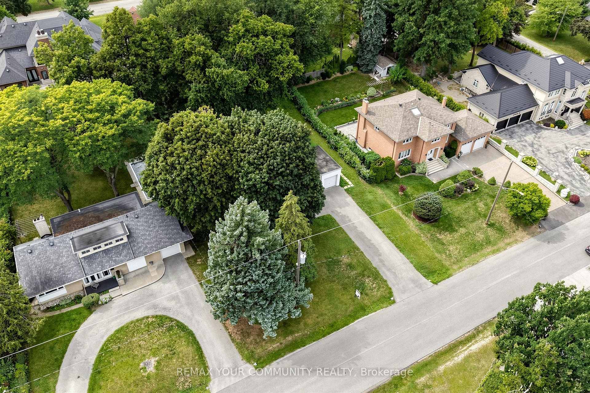 Photo 41 of 22 Havenridge Drive, Etobicoke, Kingsview Village-The Westway — HOMEH