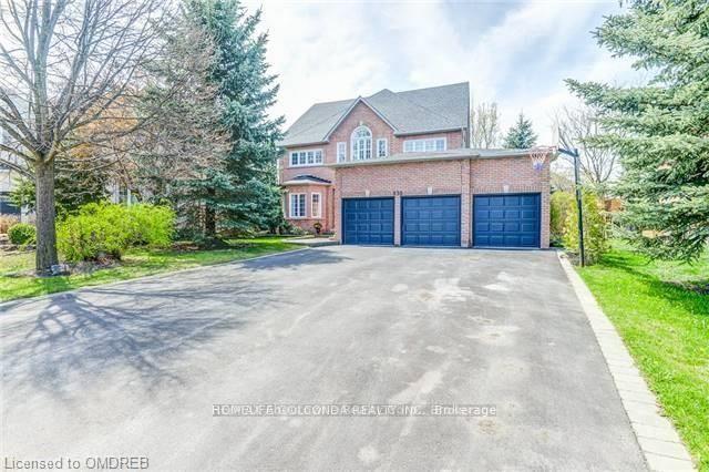 Front of 930 Comfort Lane E