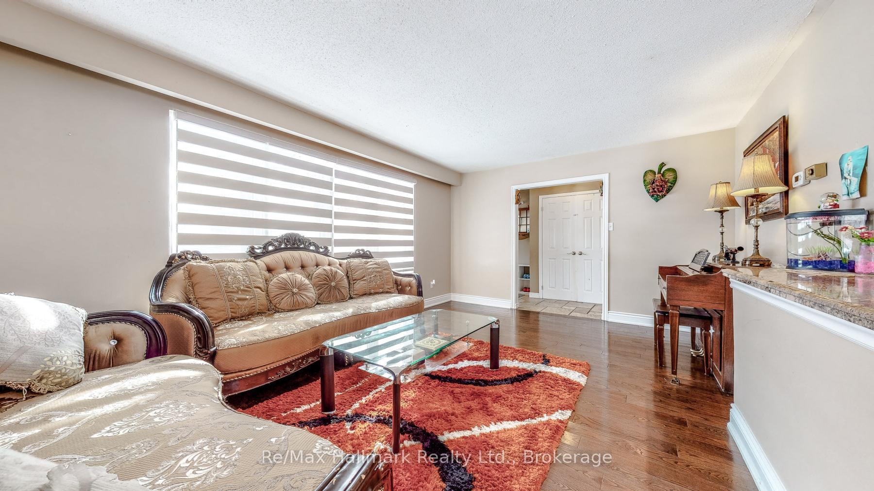 Photo 9 of 471 Anthony Drive, Oakville, Old Oakville — HOMEH