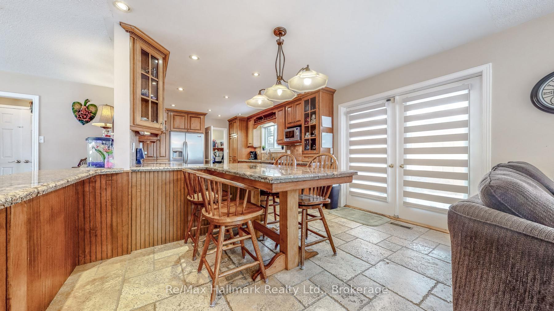 Photo 17 of 471 Anthony Drive, Oakville, Old Oakville — HOMEH