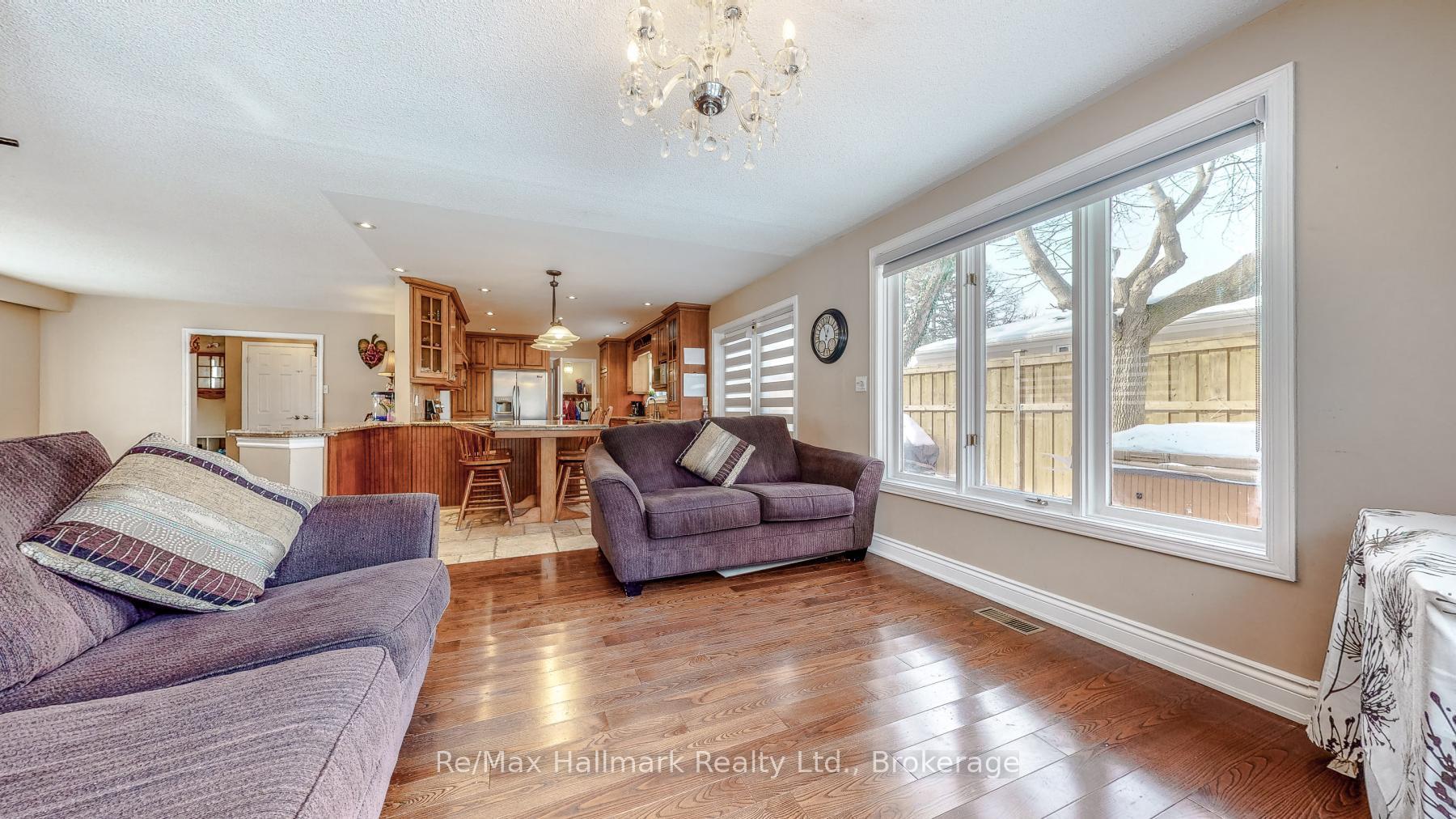 Photo 18 of 471 Anthony Drive, Oakville, Old Oakville — HOMEH