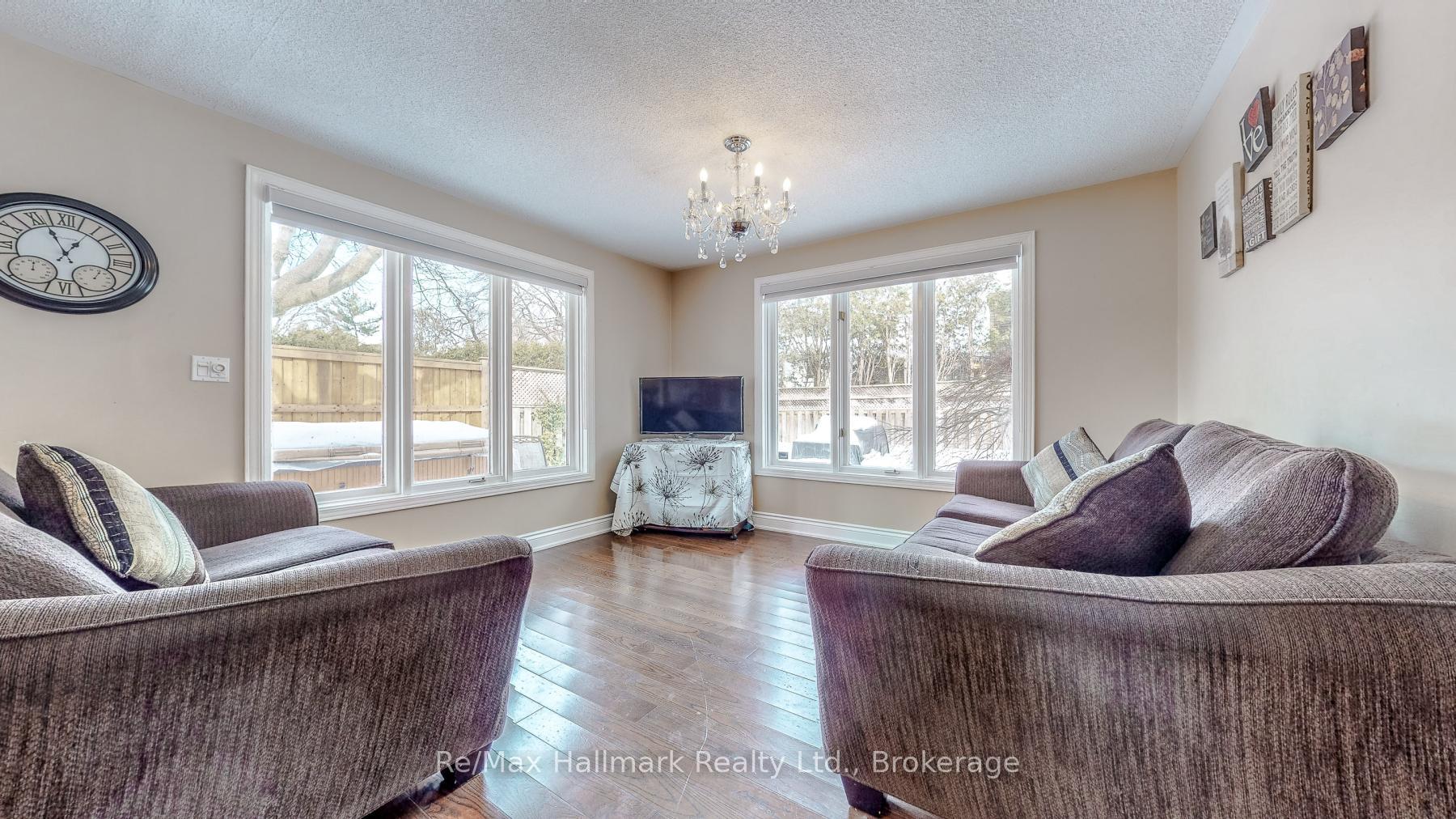 Photo 20 of 471 Anthony Drive, Oakville, Old Oakville — HOMEH