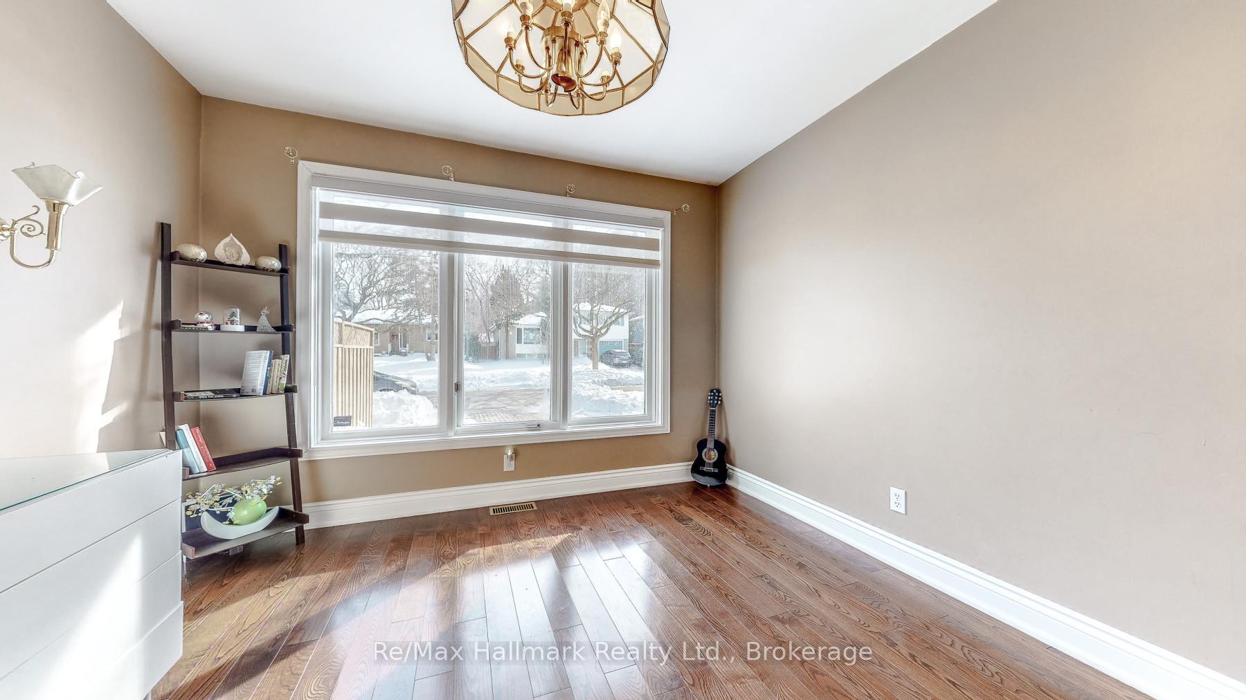 Photo 22 of 471 Anthony Drive, Oakville, Old Oakville — HOMEH