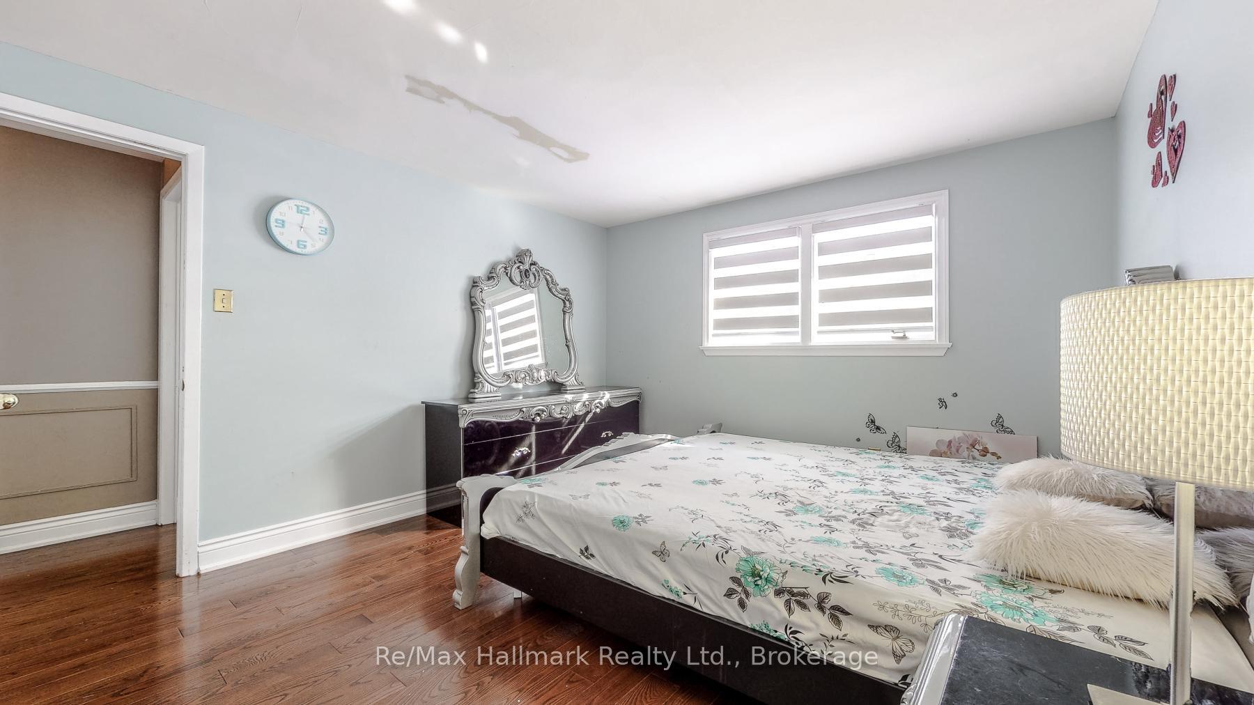 Photo 24 of 471 Anthony Drive, Oakville, Old Oakville — HOMEH