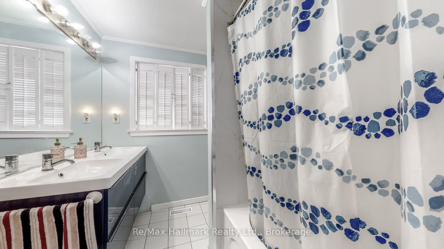 Photo 29 of 471 Anthony Drive, Oakville, Old Oakville — HOMEH