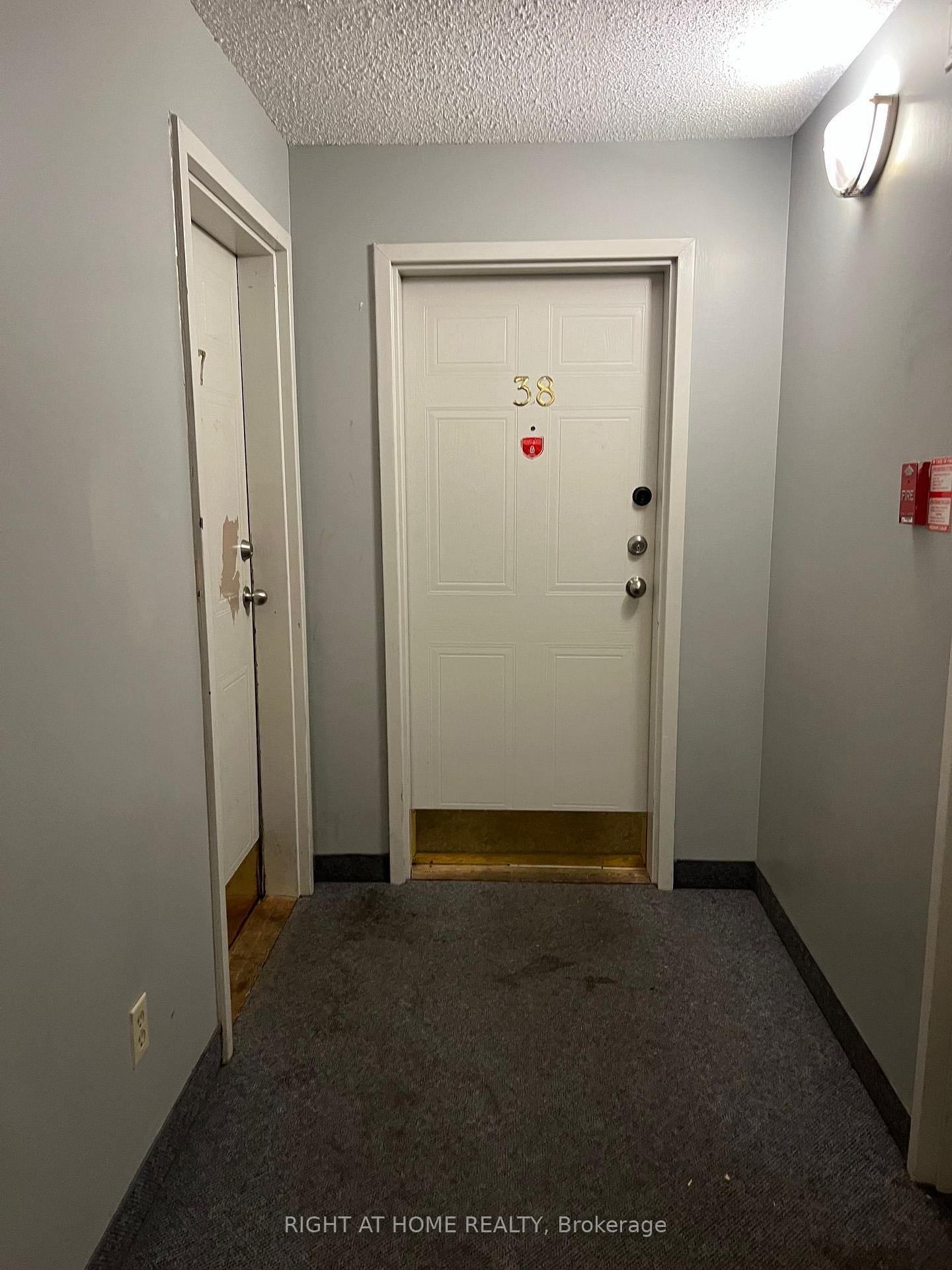 Photo 3 of Unit 38, 1096 Jalna Boulevard, London, South X — HOMEH