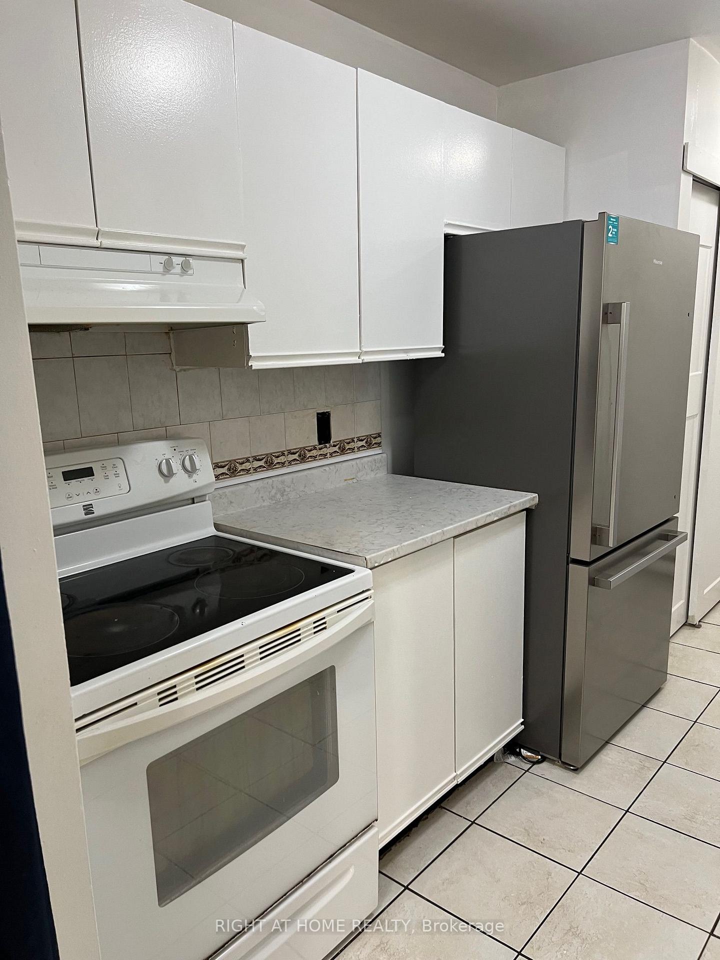 Photo 14 of Unit 38, 1096 Jalna Boulevard, London, South X — HOMEH