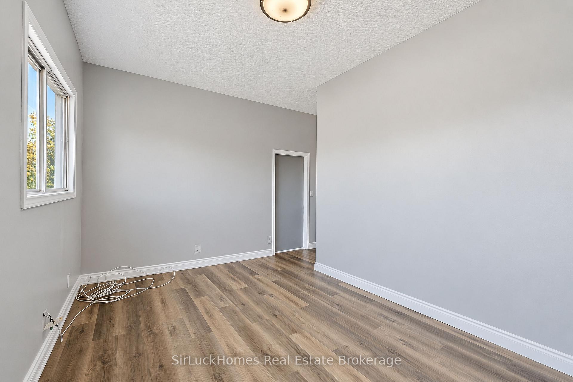 Photo 16 of Unit 2, 1241 Main Street E, Hamilton, Crown Point — HOMEH