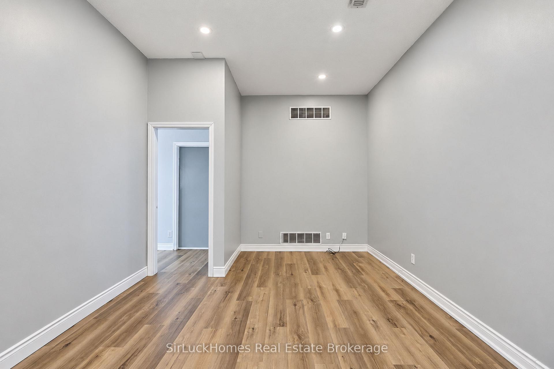 Photo 19 of Unit 2, 1241 Main Street E, Hamilton, Crown Point — HOMEH