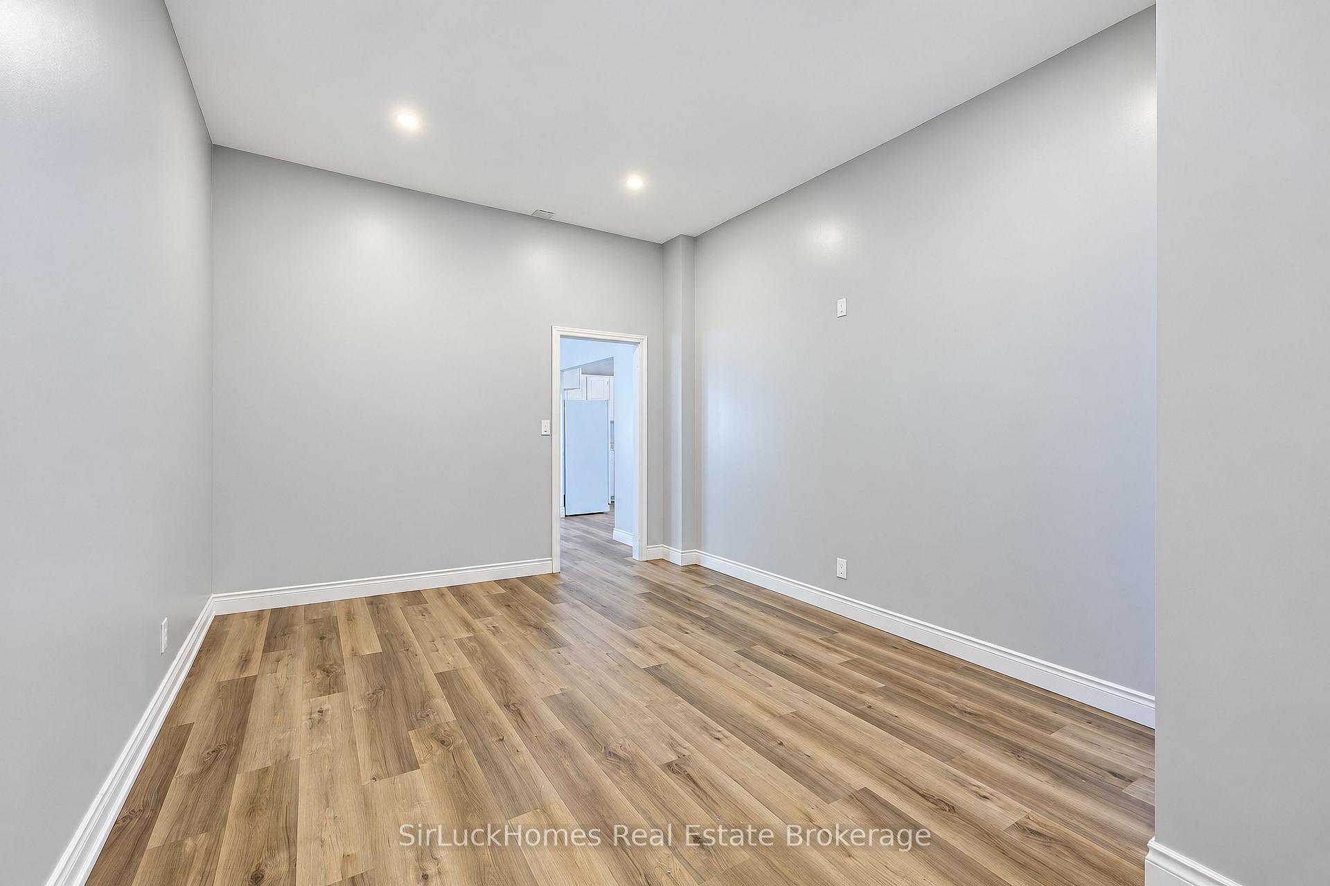 Photo 20 of Unit 2, 1241 Main Street E, Hamilton, Crown Point — HOMEH
