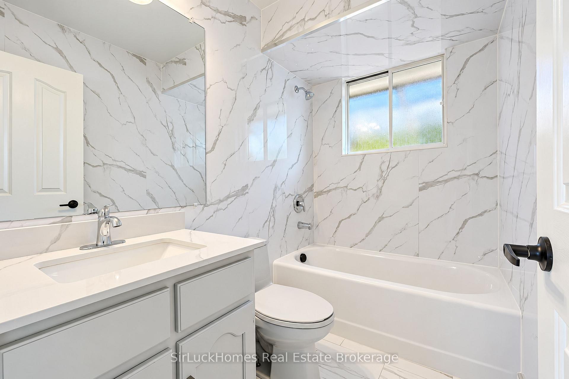 Photo 26 of Unit 2, 1241 Main Street E, Hamilton, Crown Point — HOMEH