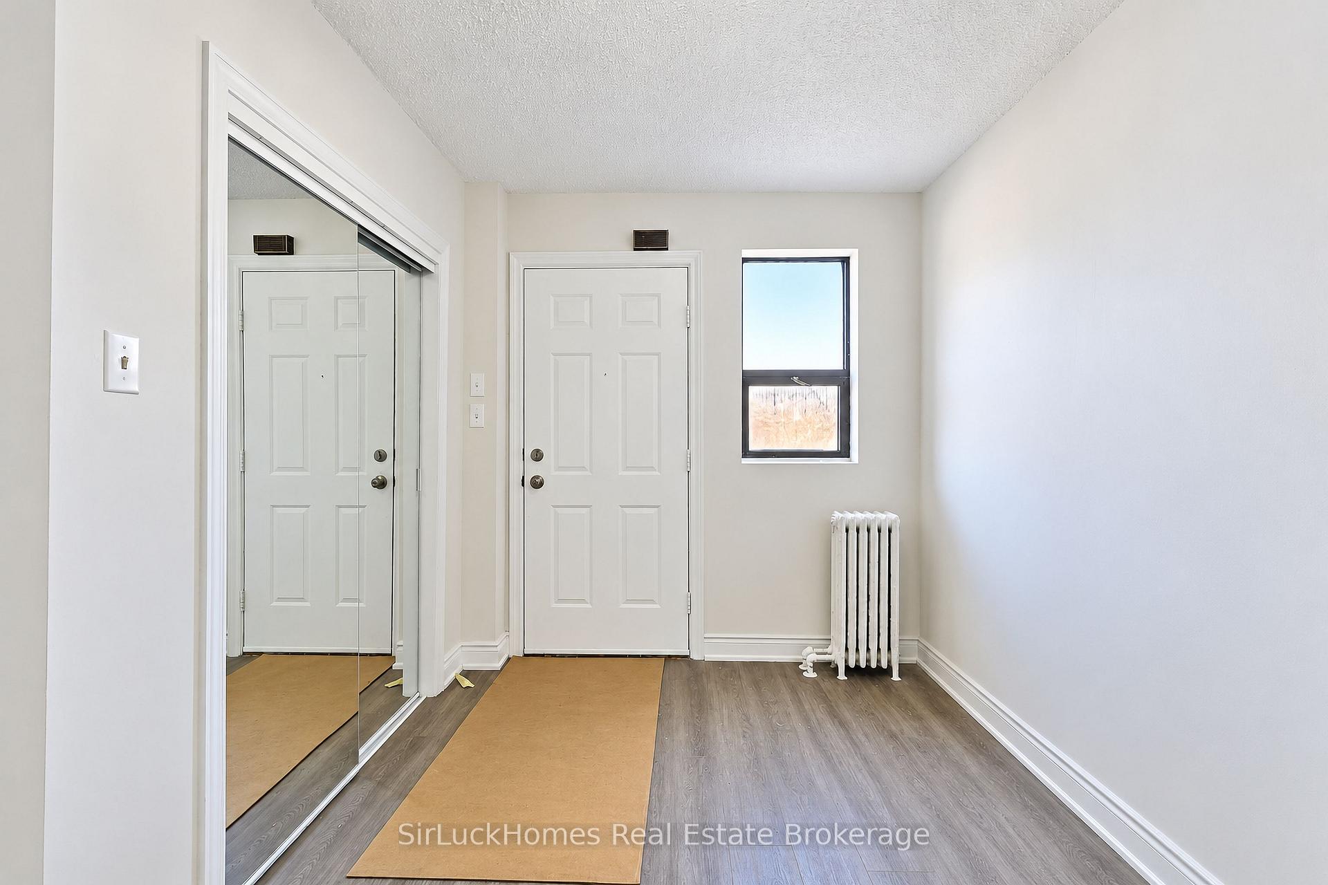 Photo 3 of Unit 1, 1241 Main Street E, Hamilton, Crown Point — HOMEH