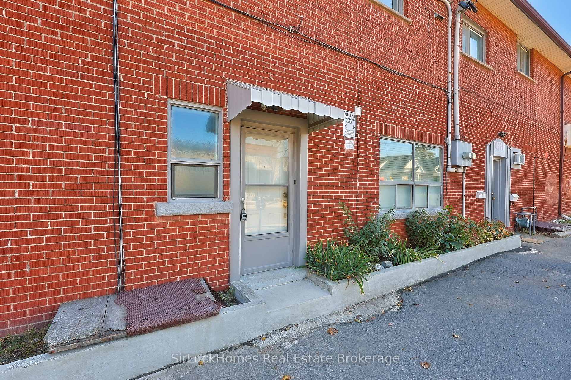 Photo 27 of Unit 1, 1241 Main Street E, Hamilton, Crown Point — HOMEH