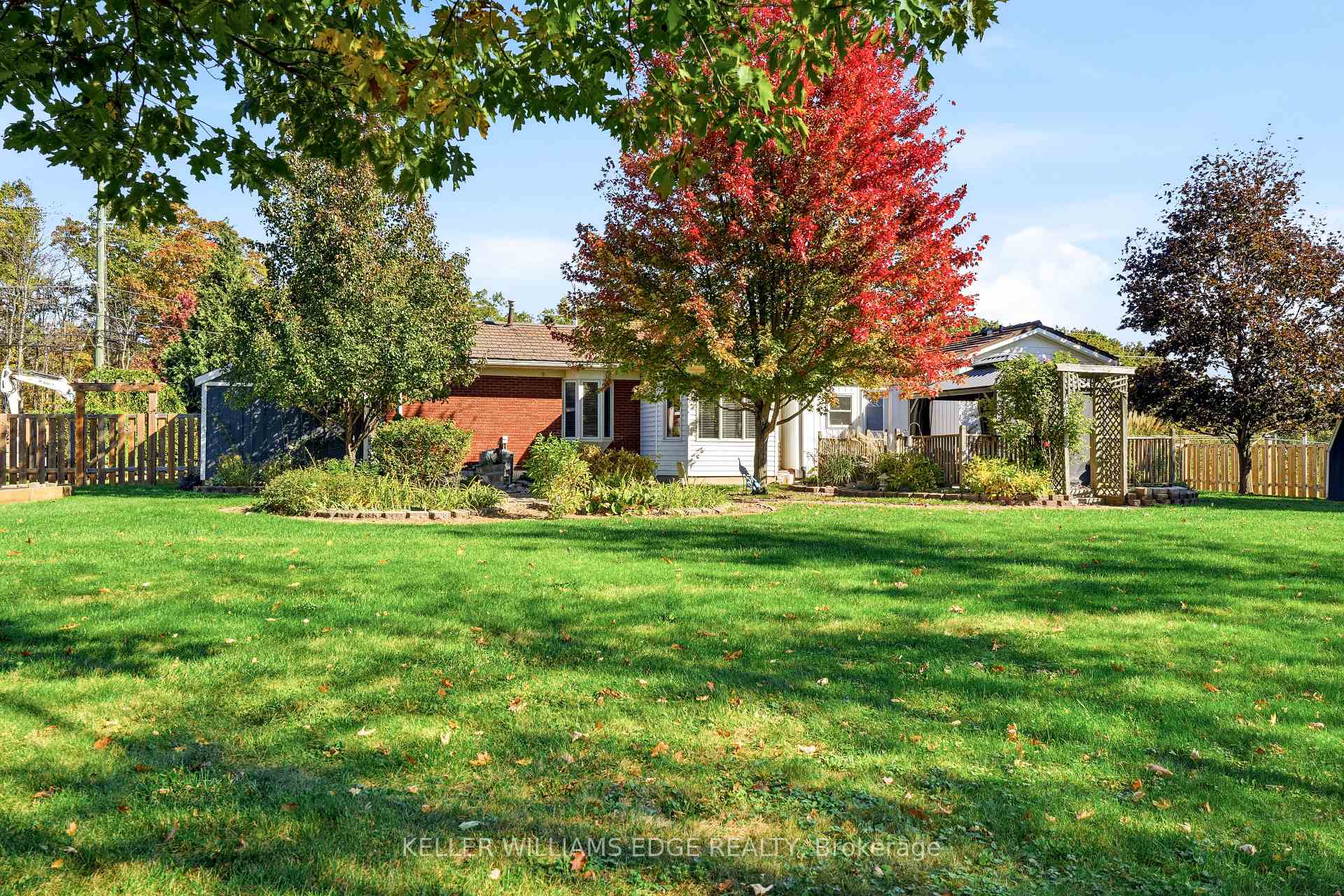 Photo 1 of 1360 Waterdown Road, Burlington, Grindstone — HOMEH