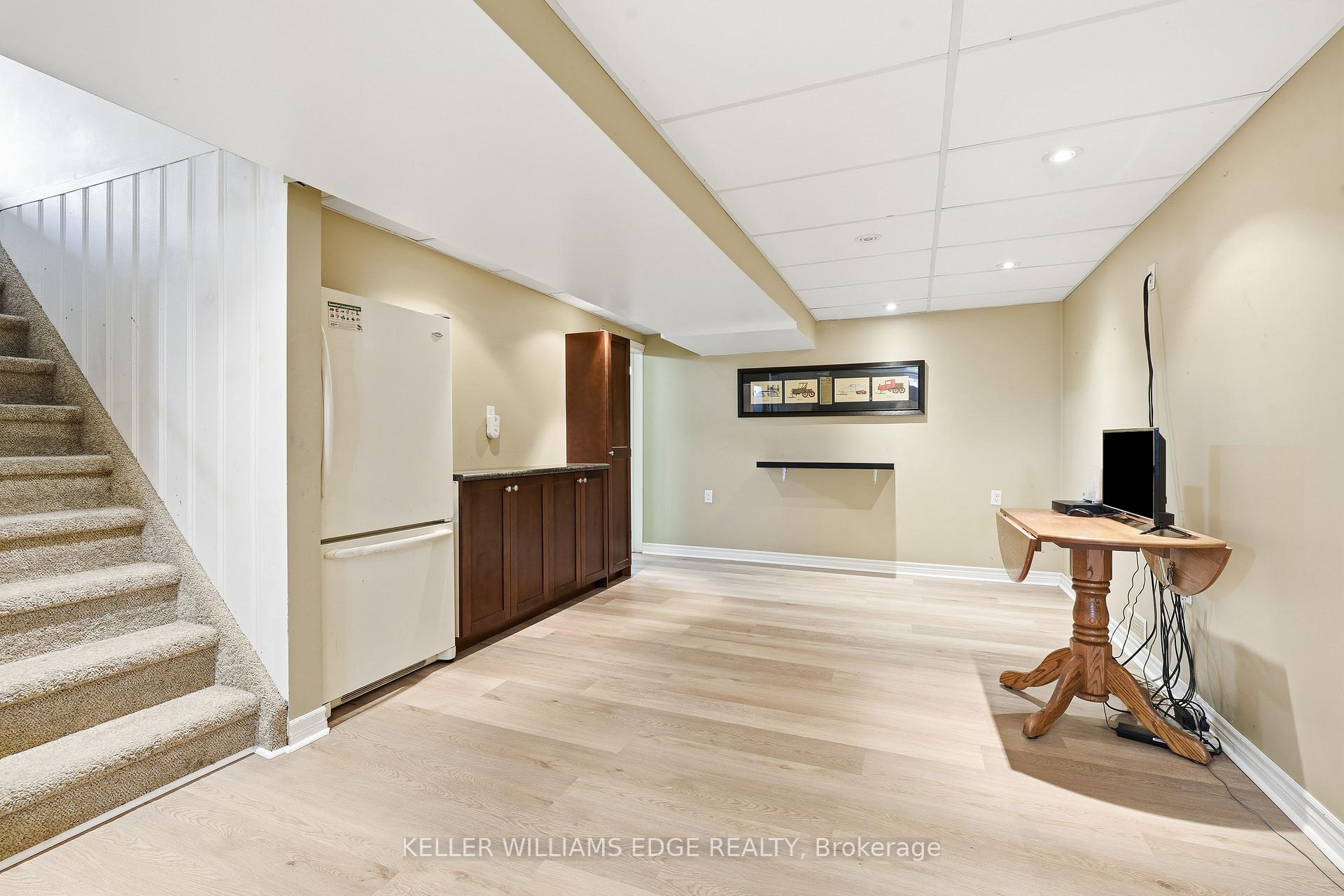 Photo 29 of 1360 Waterdown Road, Burlington, Grindstone — HOMEH