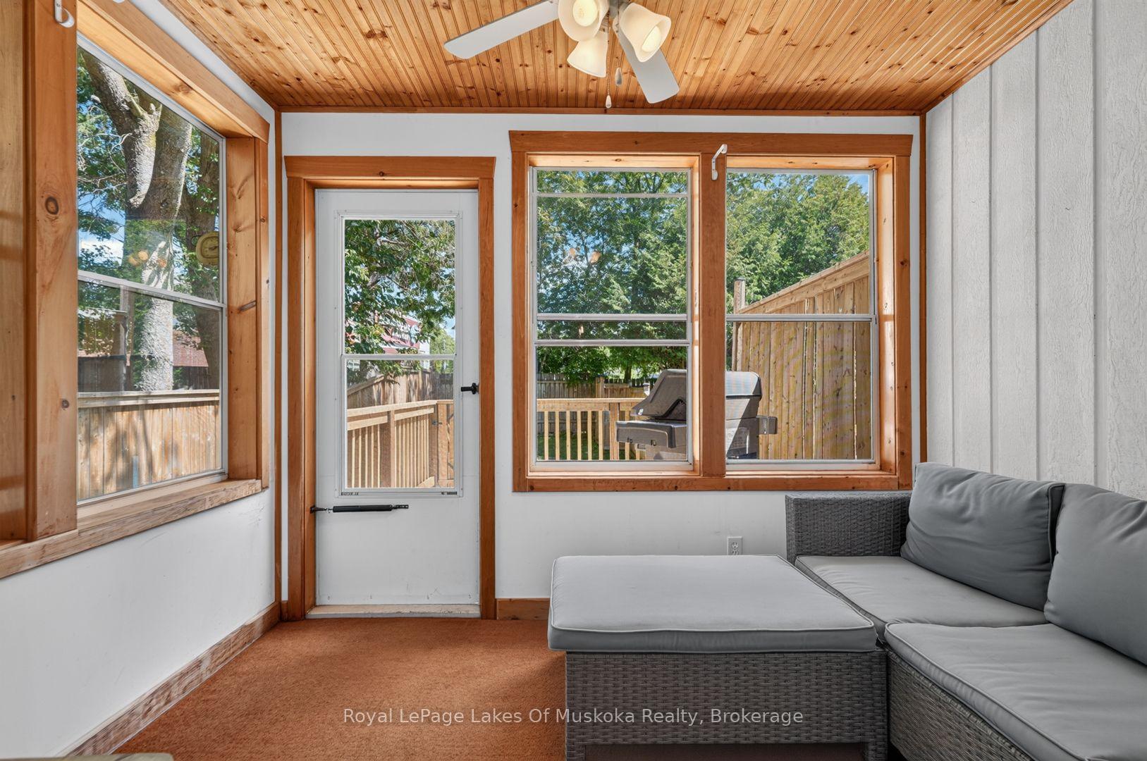 Photo 17 of 570 John Street S, Gravenhurst, Muskoka (S) — HOMEH