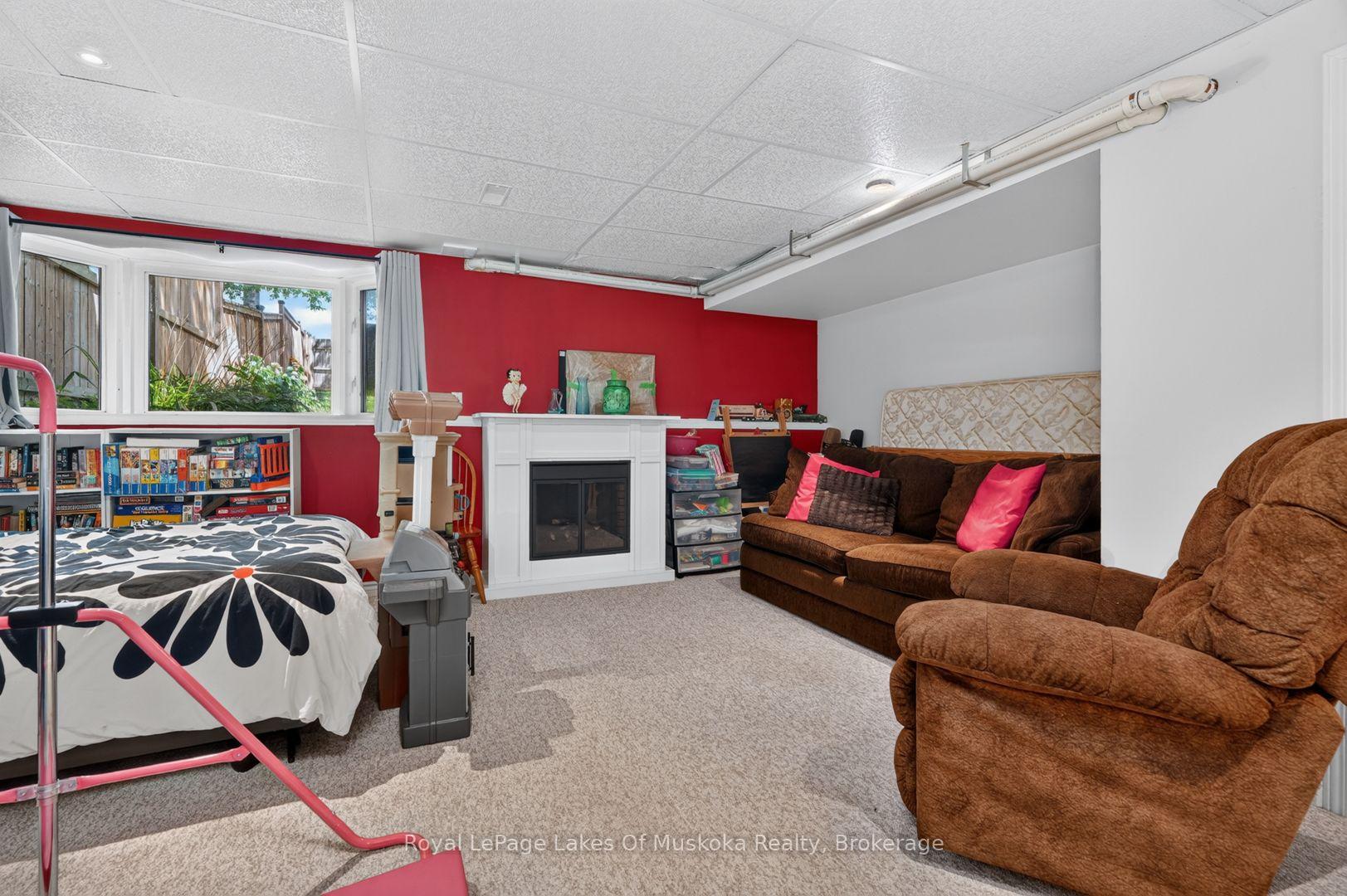 Photo 31 of 570 John Street S, Gravenhurst, Muskoka (S) — HOMEH